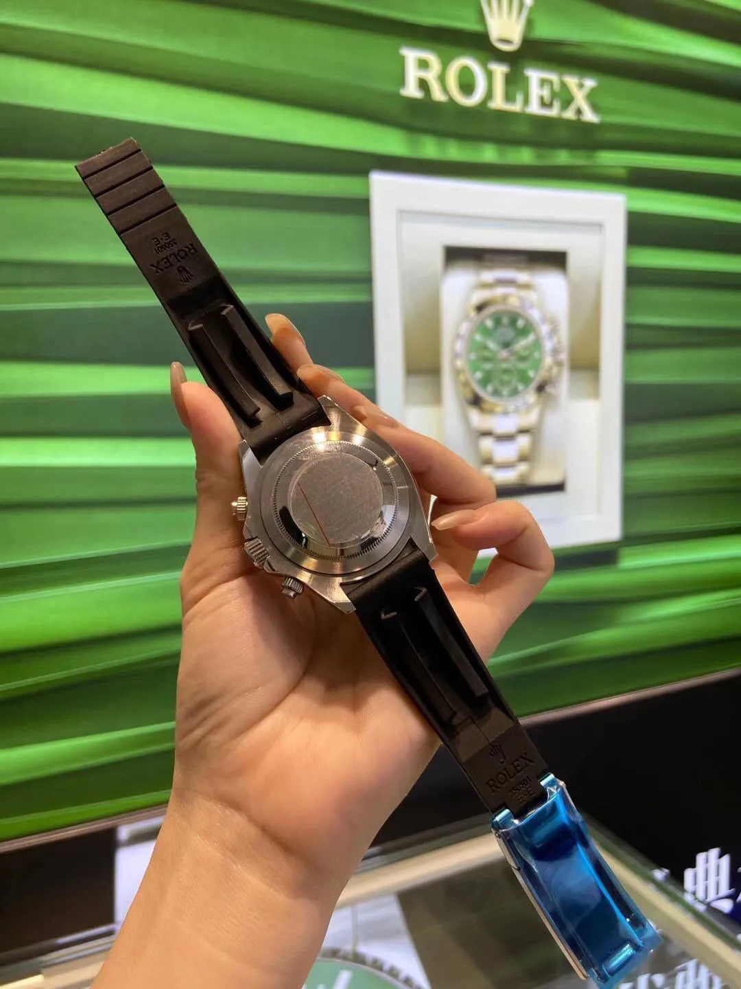【High-end replica】💰1160! Rolex - Rolex Daytona men's mechanical watch Movement: Imported Citizen 8215 movement Size: Diameter 40mm Thickness 11mm Case: 316 stainless steel case Mirror: Sapphire mirror Strap: Comfortable silicone strap-original buckle