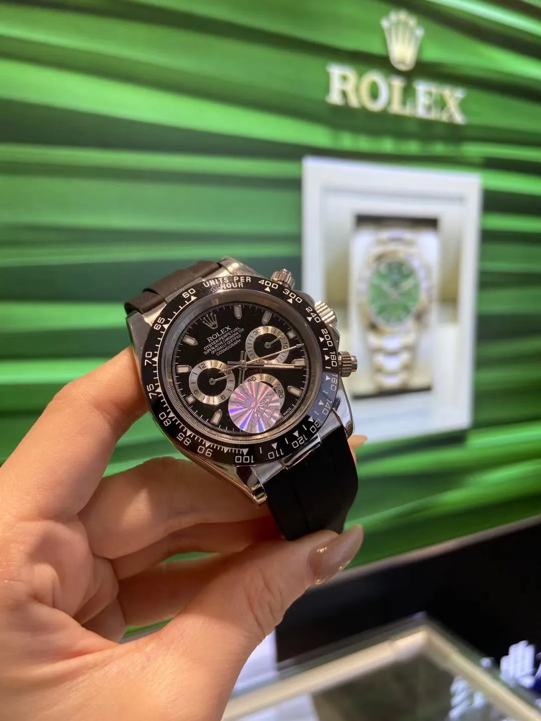 【High-end replica】💰1160! Rolex - Rolex Daytona men's mechanical watch Movement: Imported Citizen 8215 movement Size: Diameter 40mm Thickness 11mm Case: 316 stainless steel case Mirror: Sapphire mirror Strap: Comfortable silicone strap-original buckle