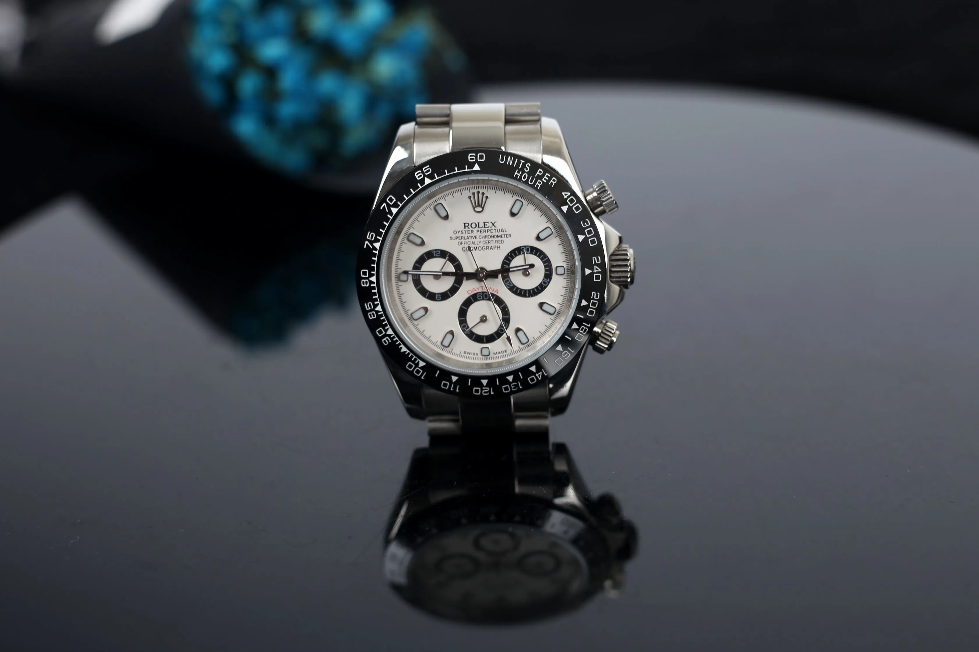 [Foreign trade import] 💰970 Rolex Daytona, Submariner series Automatic mechanical movement, 40 mm, men's Power reserve: 50 hours Case diameter: 40 mm Case material: stainless steel; 316L stainless steel; outer ring black Cerachrom ceramic solid outer ring with tachymeter scale Dial color: black Dial shape: round Dial material: Dial with snail-shaped small seconds dial Glass material: Scratch-resistant sapphire crystal Crown Material: Stainless steel, winding crown; screw-down triple buckle triple waterproof system Strap color: silver Strap material: stainless steel; Oyster, three-row link Clasp type: folding buckle; Oyster insurance discount with 5mm easy-adjustable link extension system buckle Material: stainless steel Back: dense bottom, screw-in bottom cover deep waterproof Speed: 200-meter automatic mechanical movement, 40 mm, diameter: 40 mm Case material: stainless steel; 316L stainless steel; outer ring black Cerachrom ceramic solid outer ring with tachymeter scale Dial color: black Dial shape: round Dial material: Dial with snail-shaped small seconds dial Mirror material: scratch-resistant sapphire crystal Crown material: Stainless steel, winding crown; screw-in triple buckle triple waterproof system Strap color: silver Strap material: stainless steel; Oyster, three-row link Clasp type: folding buckle; Oyster insurance discount with 5mm easy-adjustable link extension system clasp Material: stainless steel Back: dense bottom, screw-in bottom cover Waterproof depth: 200 meters