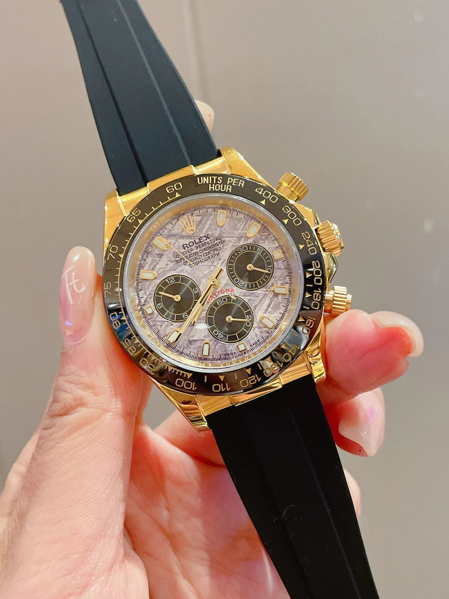 【High-end replica】💰1160! The Rolex Daytona series is equipped with the imported Citizen 8215 fully automatic mechanical movement, 316L stainless steel case, size 40mm, sapphire mirror, rubber strap, Rolex original buckle, the Rolex Daytona you can’t put down.