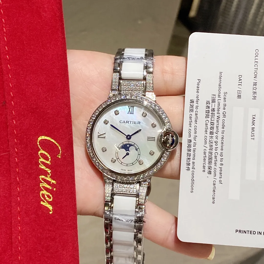 【High-end replica】💰1360! Cartier women's blue balloon luxury series, quartz watches are shipped in the same color [color], the sun, moon and stars are displayed in a large frame, the starry sky is running, time flows, special cutting diamonds 💎 inlaid ring, personality, perfect, equipped with original imported quartz movement, precise travel time, Cartier original snap buckle, diameter 36mm, thickness 8mm "Please pay attention to the exclusive background for detailed shooting"