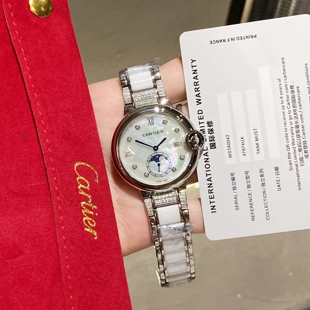 【High-end replica】💰1360! Cartier women's blue balloon luxury series, quartz watches are shipped in the same color [color], the sun, moon and stars are displayed in a large frame, the starry sky is running, time flows, special cutting diamonds 💎 inlaid ring, personality, perfect, equipped with original imported quartz movement, precise travel time, Cartier original snap buckle, diameter 36mm, thickness 8mm "Please pay attention to the exclusive background for detailed shooting"