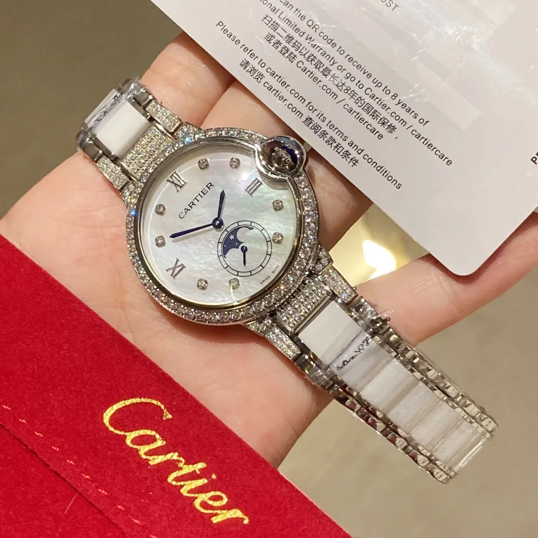 【High-end replica】💰1360! Cartier women's blue balloon luxury series, quartz watches are shipped in the same color [color], the sun, moon and stars are displayed in a large frame, the starry sky is running, time flows, special cutting diamonds 💎 inlaid ring, personality, perfect, equipped with original imported quartz movement, precise travel time, Cartier original snap buckle, diameter 36mm, thickness 8mm "Please pay attention to the exclusive background for detailed shooting"