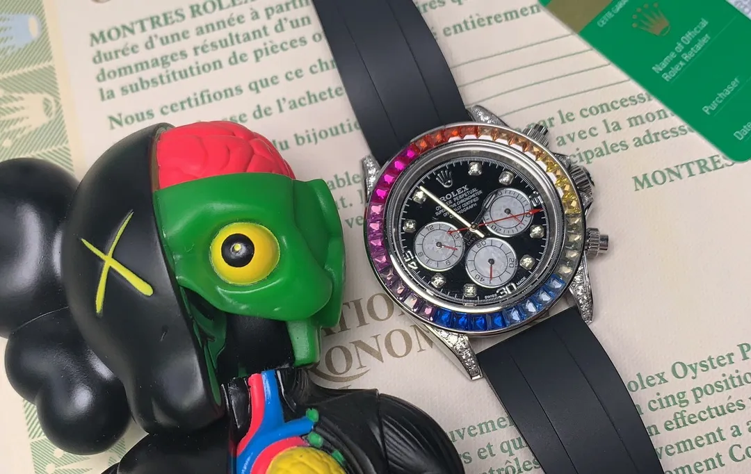 【High-end replica】💰1360! Rolex Daytona series is equipped with imported Citizen 8215 automatic machine, 40mm mineral-strengthened glass, three-bead steel belt, safety buckle. Life moves forward every second, but there is no time to look back, and there is only limitless learning.