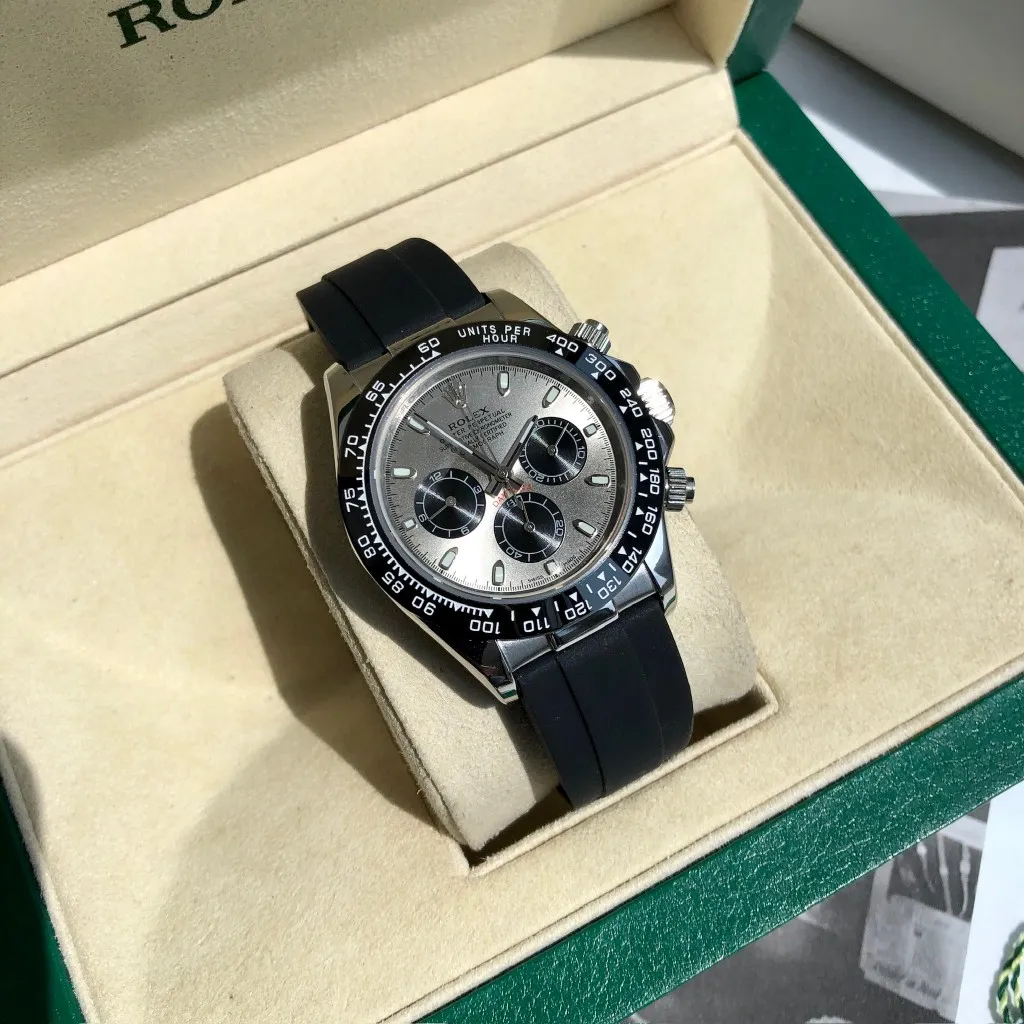 【High-end replica】💰1160! Customized all-in-one machine 💰1720! Rolex Daytona Series [Diameter] 40mm [Movement] Equipped with imported fully automatic mechanical movement [Ring] Imported finely polished ring/ceramic ring [Mirror] Scratch-resistant sapphire glass mirror [Material] Imported 316L stainless steel case [Strap] Stainless steel three-bead strap/high-quality tape [Buckle] Original buckle Super high quality, more beautiful in kind, market exclusive! Classic men's casual watch, the standard accessory for successful men, allowing you to wear it once and for all!