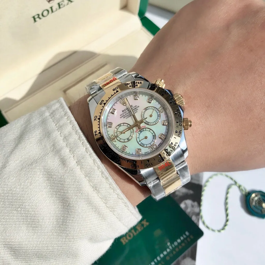 【High-end replica】💰1160! Customized all-in-one machine 💰1720! Rolex Daytona Series [Diameter] 40mm [Movement] Equipped with imported fully automatic mechanical movement [Ring] Imported finely polished ring/ceramic ring [Mirror] Scratch-resistant sapphire glass mirror [Material] Imported 316L stainless steel case [Strap] Stainless steel three-bead strap/high-quality tape [Buckle] Original buckle Super high quality, more beautiful in kind, market exclusive! Classic men's casual watch, the standard accessory for successful men, allowing you to wear it once and for all!