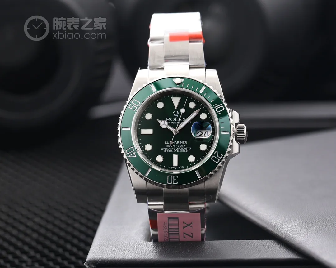 【Foreign trade import】💰3800! Rolex (Submariner series) 🔥🔥Ceramic ring: The green ceramic ring reaches 99% genuine emerald green, and the black water ghost reaches 100% no color difference. Like the original version, the platinum-plated scales are stain-resistant, non-blackening, and the luminous beads are full and crystal clear. 🔥🔥Rotation: The diving rotation is attractive, the scale of each tooth is clearly positioned, and it has the same feeling of being dragged along as the original version. It does not feel stiff or out of place when turning (this is currently only achieved by the XZ factory), and the sound is as clear and sweet as the original version.          Steel: 316S original steel, original same material (comparable weight)🔥🔥Movement: 100% brand new 3135 machine (zero repair), durable for ten years🎈🎈🔥🔥Case: The English text in the inner shadow is magnified a hundred times, which is consistent with the original product. Each watch has a sapphire glass with an anti-counterfeiting invisible LOGO at the six o'clock position of the inner shadow. 🔥🔥Strap: The brushed texture is clear, and it is seamlessly connected with the case. There is no unevenness when touched by hand (exclusively owned) 🔥🔥Buckle: Seamless connection, no traces of welding, the safety buckle LOGO is exquisite, and it has the function of instantly adjusting the length of the strap. 🔥🔥Literal: Powerful luminous, extremely transparent. Consistent with the original calendar: The size of the oversized calendar window is consistent with the original product, and the font printing is as raised as the original product. It is magnified sixty times and still does not produce ink bleeding and burrs. Bottom cover: The standard 144 teeth are consistent with the original product, with clear tooth patterns and no burrs. 🔥🔥 Waterproof: XZ Factory breaks the tradition of using waterproof ring ➕ waterproofing and other technologies. It will no longer be waterproof after a long time. XZ Factory uses the industry's first "structural" waterproofing. The shell structure is waterproof, so it is eternal, durable and truly 100% waterproof. 🎈🎈Have worn the XZ Factory version of Water Ghost, I believe you will continue to recommend it for its exclusive quality, real high cost performance, 🏆🏆Welcome to reprint!