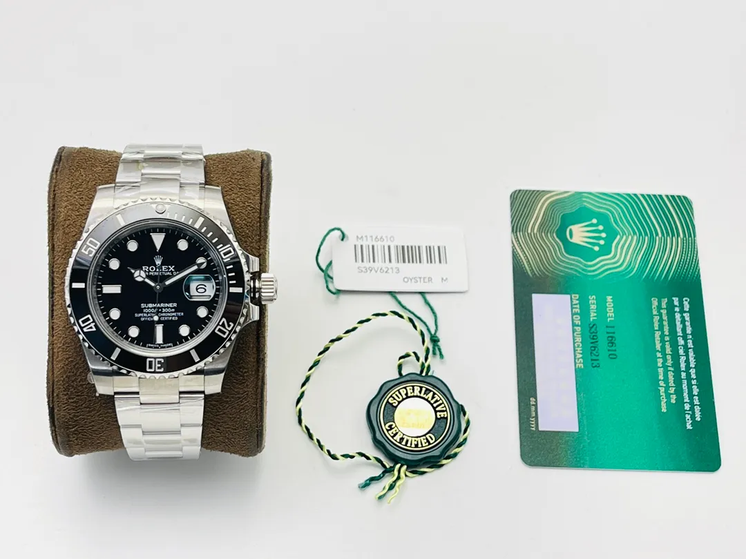 [VS Factory2022 inherits the past and connects the future with the upgraded version of V2, creating a new era of water ghosts] One watch, one card and one code, filling the gap in the market. The most cost-effective Rolex Submariner 40MM watch is shockingly released! [Technical Advantages] 1⃣️The diameter is 40MM. The water ghost is equipped with a genuine substitute clean ring. The green ghost is emerald green and translucent, and the black ghost is as deep as ink. 2⃣️The literal radial pattern has a delicate gloss, the green color is consistent with the original product, almost zero color difference, the luminous filling is full, and the brightness is long-lasting. 3⃣️904 consumable steel is used to create a hard watch body, which is polished with craftsmanship from the inside to the outside. The case size data is perfectly restored and can be interchanged with genuine products. 4⃣️The strap is smooth and made of the same 904L. The details of the strap and buckle are chamfered and polished. It feels soft and comfortable and the operation is effortless. 5⃣️New generation 3135 movement, real KIF shock absorber, more reliable and stable. 6⃣️The waterproof performance is comparable to the genuine product - the screw-in outer ring, bottom cover and winding crown system, combined with the middle case, perfectly demonstrate the waterproof performance of the consumable watch case. VS has improved many shortcomings of past submariners, and also given a higher cost performance, benefiting the majority of watch lovers. VS Factory2022’s ingenious masterpiece welcomes all watch friends to taste it!