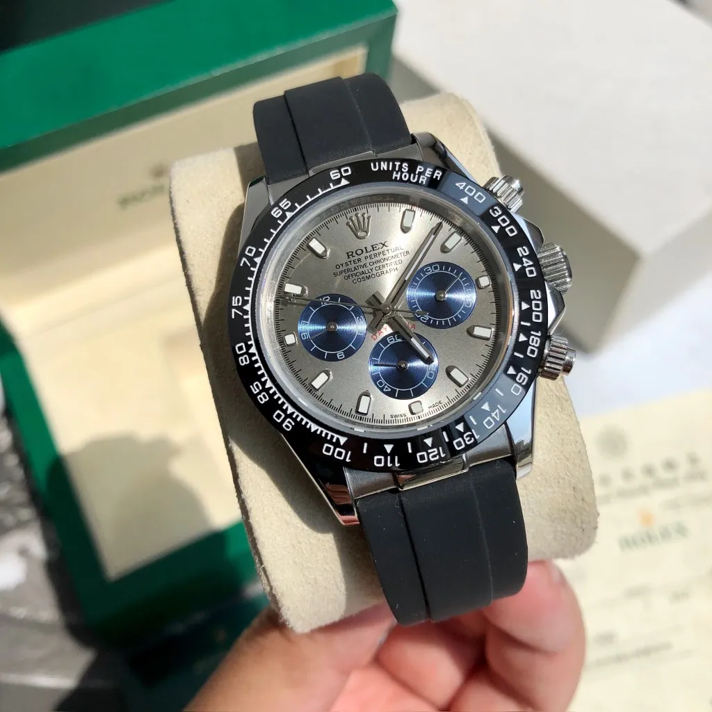 【High-end replica】💰1160! Customized all-in-one machine 💰1720! Rolex Daytona Series [Diameter] 40mm [Movement] Equipped with imported fully automatic mechanical movement [Ring] Imported finely polished ring/ceramic ring [Mirror] Scratch-resistant sapphire glass mirror [Material] Imported 316L stainless steel case [Strap] Stainless steel three-bead strap/high-quality tape [Buckle] Original buckle Super high quality, more beautiful in kind, market exclusive! Classic men's casual watch, the standard accessory for successful men, allowing you to wear it once and for all!