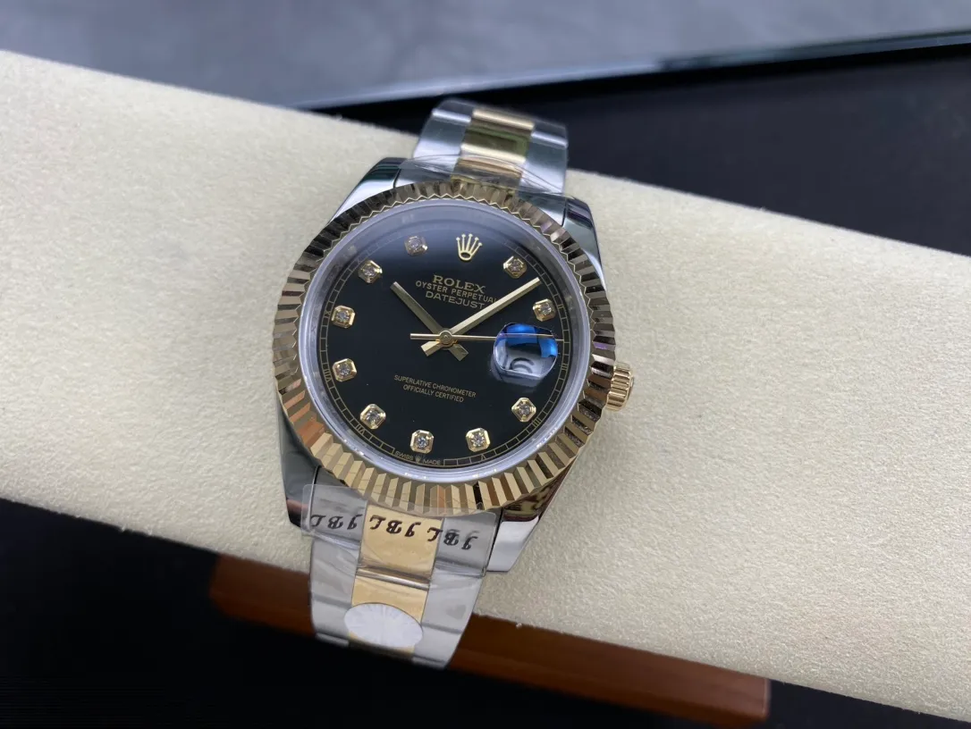 【High-end replica】💰1160! Rolex Single Calendar Datejust Series 41mm [Diameter] 41mm [Movement] Equipped with imported fully automatic mechanical movement [Ring] Rolex RingCommand triangular pit pattern / aperture [Mirror] Scratch-resistant sapphire glass mirror [Material] Imported 316L stainless steel case [Strap] Stainless steel (Oystersteel) optional three-bead/five-bead chain strap [Buckle] Original buckle Super high quality, more beautiful in kind, market exclusive! Classic men's casual watch, the standard accessory for successful men, allowing you to wear it once and for all!