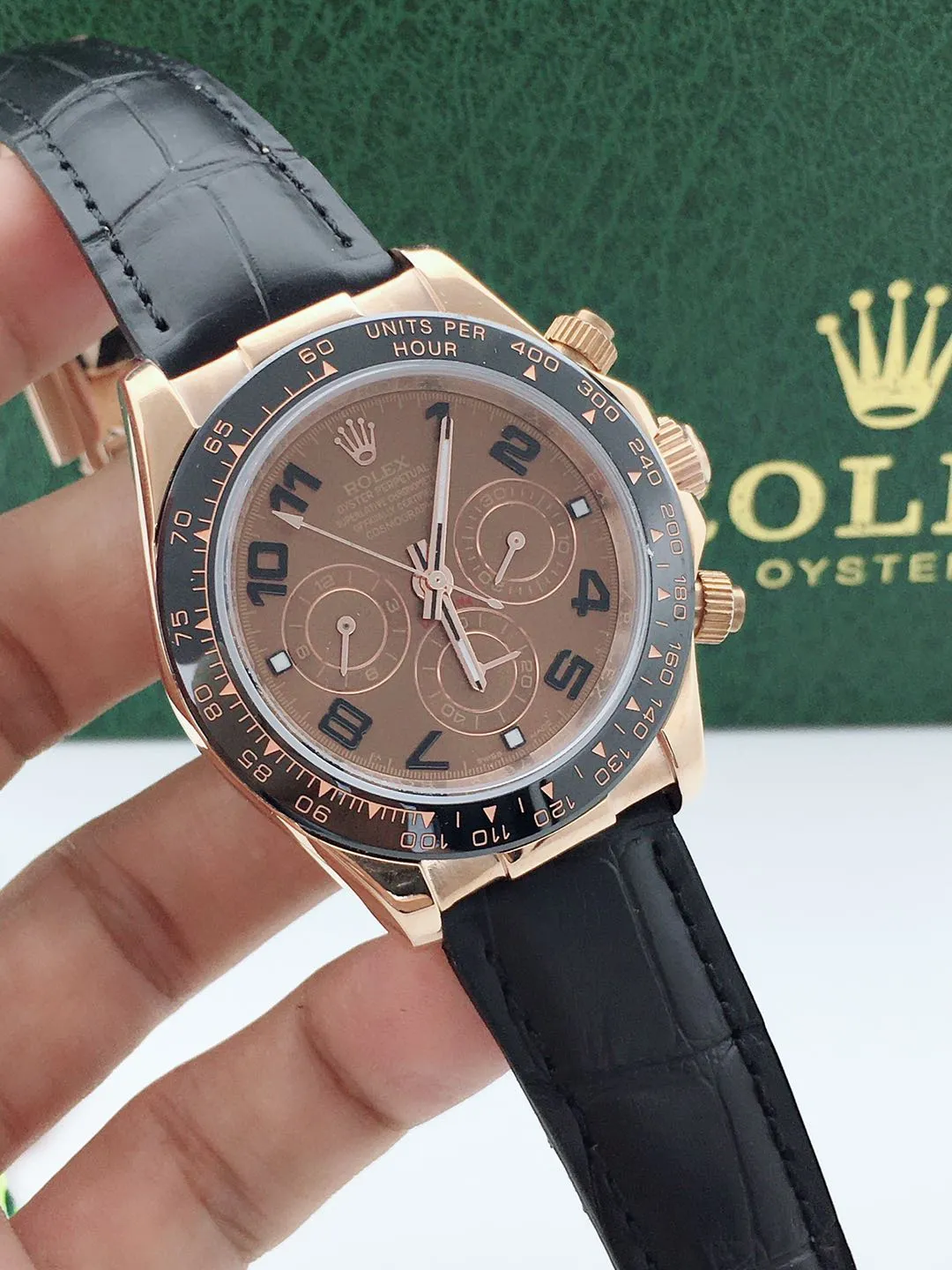 【Foreign trade import】💰1040! Rolex Series: Cosmograph Daytona Movement: Automatic Machinery Diameter Size: 40mm Case: Rose Gold Strap: Genuine Leather Bottom: Close Bottom Clasp: Folding Buckle