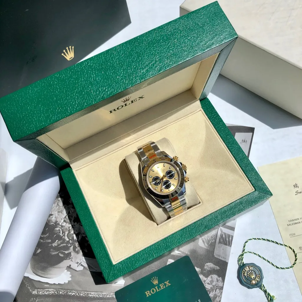 【High-end replica】💰1160! Customized all-in-one machine 💰1720! Rolex Daytona Series [Diameter] 40mm [Movement] Equipped with imported fully automatic mechanical movement [Ring] Imported finely polished ring/ceramic ring [Mirror] Scratch-resistant sapphire glass mirror [Material] Imported 316L stainless steel case [Strap] Stainless steel three-bead strap/high-quality tape [Buckle] Original buckle Super high quality, more beautiful in kind, market exclusive! Classic men's casual watch, the standard accessory for successful men, allowing you to wear it once and for all!