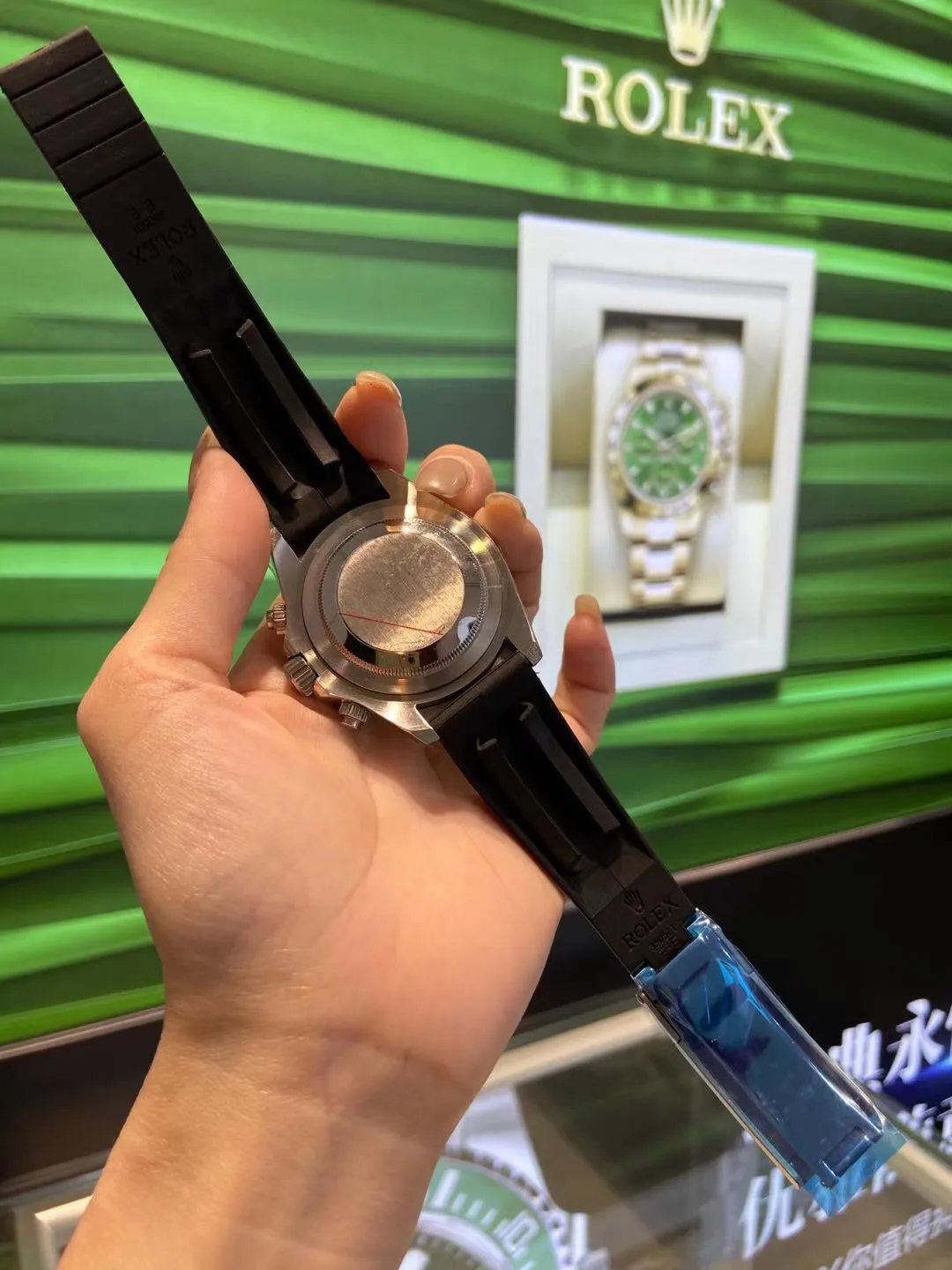 【High-end replica】💰1160! Rolex - Rolex Daytona men's mechanical watch Movement: Imported Citizen 8215 movement Size: Diameter 40mm Thickness 11mm Case: 316 stainless steel case Mirror: Sapphire mirror Strap: Comfortable silicone strap-original buckle