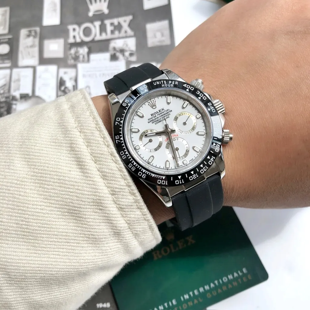 【High-end replica】💰1160! Customized all-in-one machine 💰1720! Rolex Daytona Series [Diameter] 40mm [Movement] Equipped with imported fully automatic mechanical movement [Ring] Imported finely polished ring/ceramic ring [Mirror] Scratch-resistant sapphire glass mirror [Material] Imported 316L stainless steel case [Strap] Stainless steel three-bead strap/high-quality tape [Buckle] Original buckle Super high quality, more beautiful in kind, market exclusive! Classic men's casual watch, the standard accessory for successful men, allowing you to wear it once and for all!
