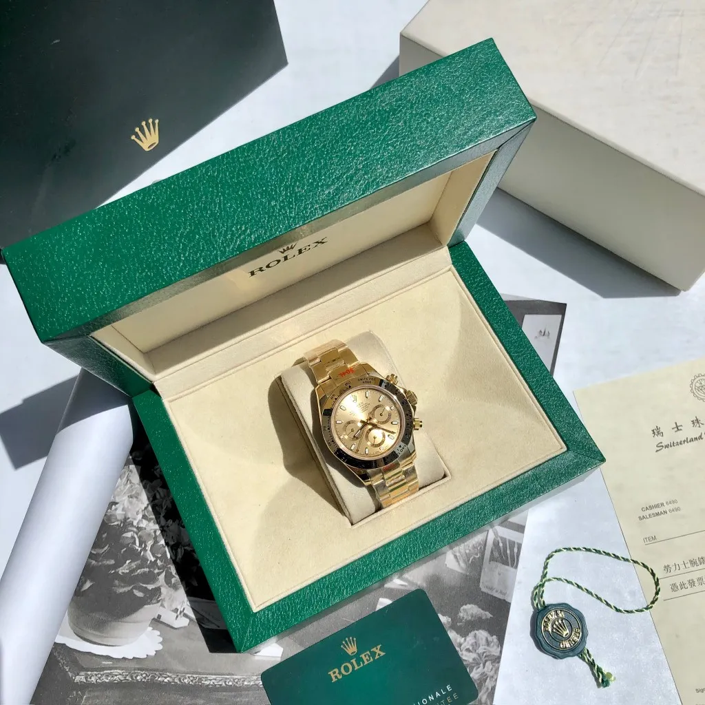 【High-end replica】💰1160! Customized all-in-one machine 💰1720! Rolex Daytona Series [Diameter] 40mm [Movement] Equipped with imported fully automatic mechanical movement [Ring] Imported finely polished ring/ceramic ring [Mirror] Scratch-resistant sapphire glass mirror [Material] Imported 316L stainless steel case [Strap] Stainless steel three-bead strap/high-quality tape [Buckle] Original buckle Super high quality, more beautiful in kind, market exclusive! Classic men's casual watch, the standard accessory for successful men, allowing you to wear it once and for all!