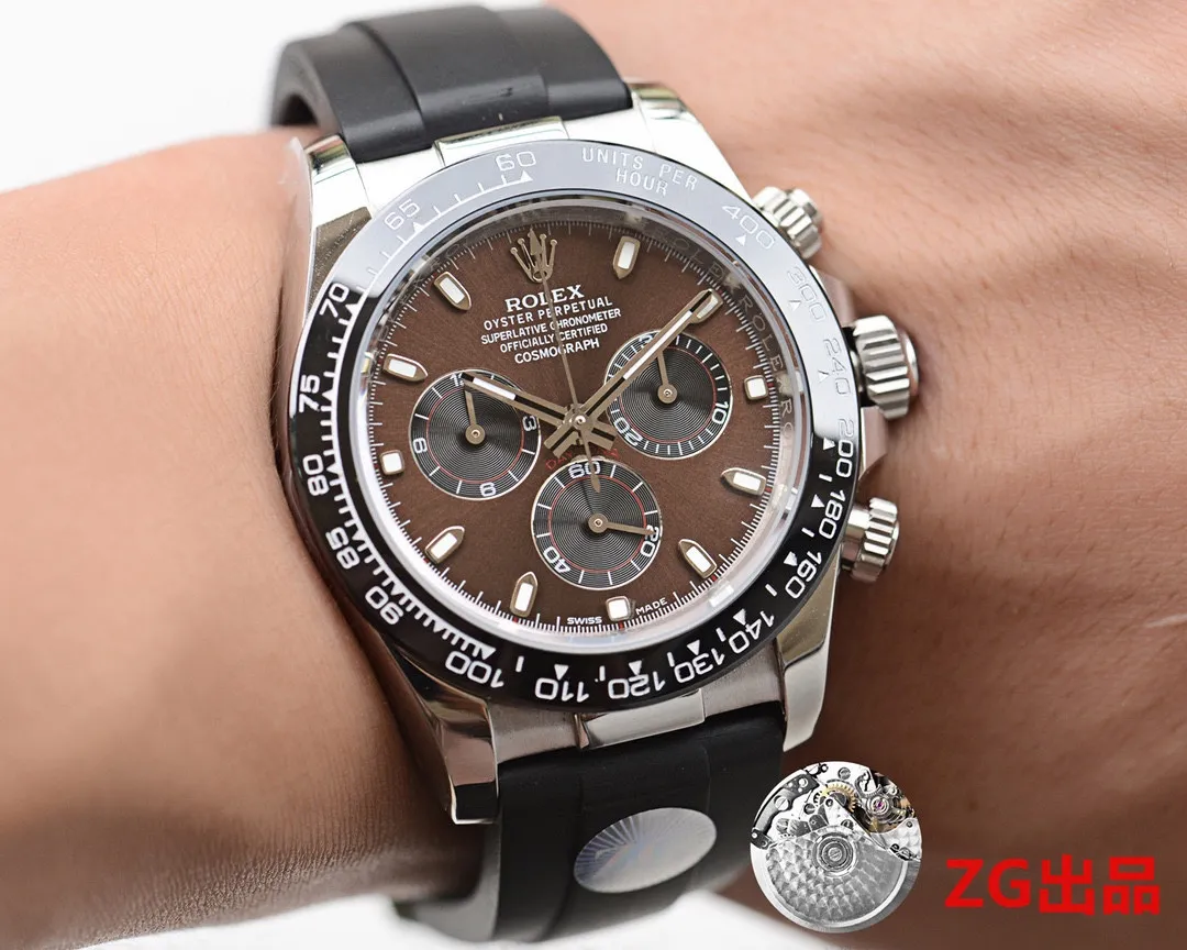 Rolex Cosmograph Daytona Movement: The top replica quality multi-functional fully automatic mechanical movement on the market - No. 7750 (high quality. Strongest reputation) Case material: 904L stainless steel Solid outer ring with needle speed scale (the same as the original) Table diameter: 40mm Product grade: First-class watch Glass: Sapphire mirror Strap: Qysterflex. High-performance synthetic rubber coated elastic metal sheet (exclusive first) Built-in: Swiss fish-scale washed 7750 mechanical movement, exclusive customized version🎈🎈 Exquisite in kind, a must-have for friends in physical stores