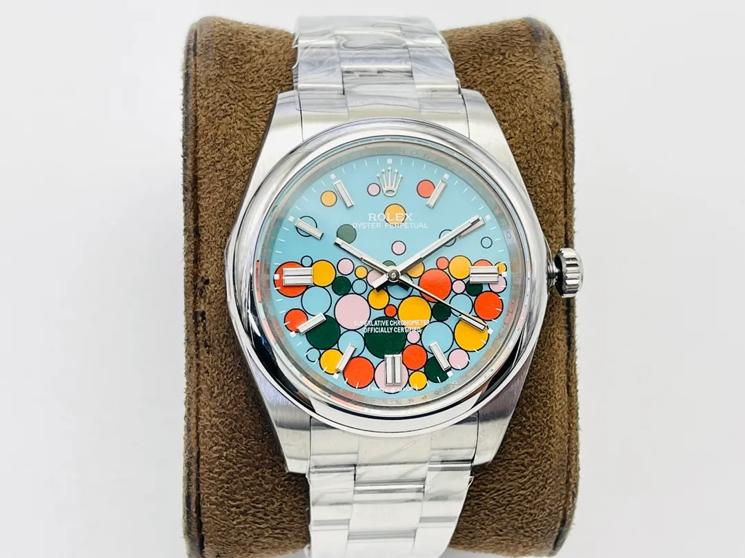 【High-end replica】💰1300! 【Customized all-in-one machine】💰1920! [Top replica] Private chat! ! ! Rolex’s new Oyster Perpetual series 126000 and 124300 balloon style ceiling-level watches are welcome to taste! 1⃣️The diameter is 41MM, which is in sync with the original size. It is built in conjunction with high-end original manufacturers. A series of improvements have been made in parallel this time! The price/performance ratio is also super high! 2⃣️With 2836 fully automatic mechanical movement! This movement is of unanimously recognized quality in the industry! 3⃣️The new Oyster model is very popular once it is opened this time. The dial is generated with 51 balloons! The three-dimensional 3D effect is so amazing that you can’t put it down! VR Factory2023’s ingenious masterpiece is welcome to taste! The pictures were taken as top replica real shots!