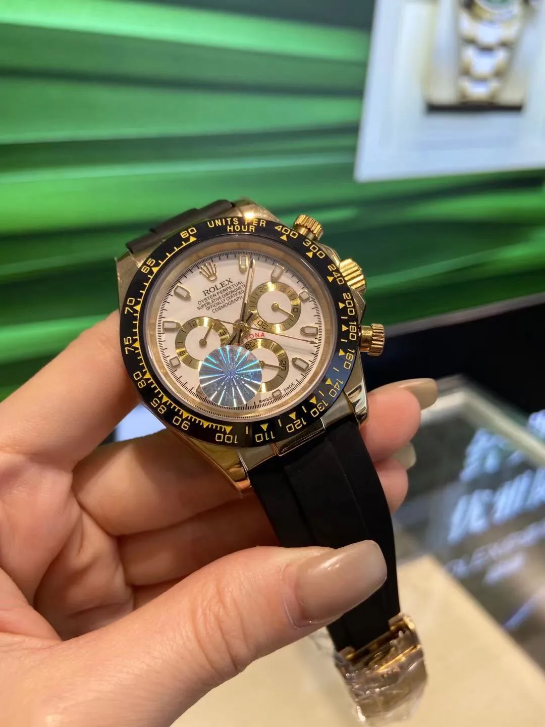 【High-end replica】💰1160! Rolex - Rolex Daytona men's mechanical watch Movement: Imported Citizen 8215 movement Size: Diameter 40mm Thickness 11mm Case: 316 stainless steel case Mirror: Sapphire mirror Strap: Comfortable silicone strap-original buckle