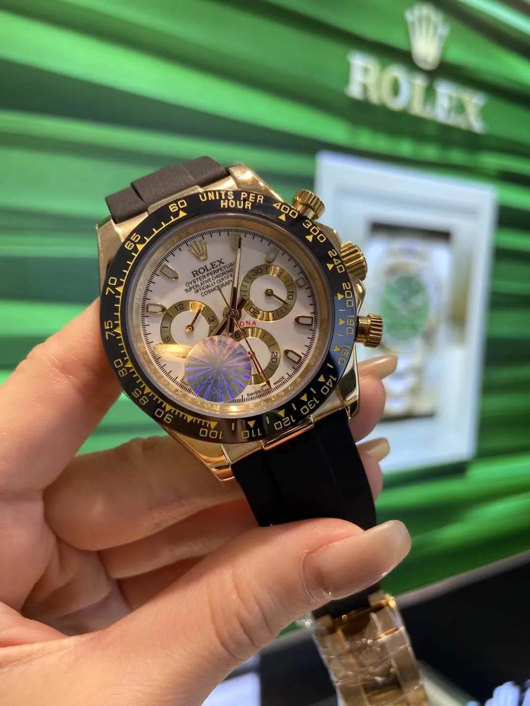 【High-end replica】💰1160! Rolex - Rolex Daytona men's mechanical watch Movement: Imported Citizen 8215 movement Size: Diameter 40mm Thickness 11mm Case: 316 stainless steel case Mirror: Sapphire mirror Strap: Comfortable silicone strap-original buckle