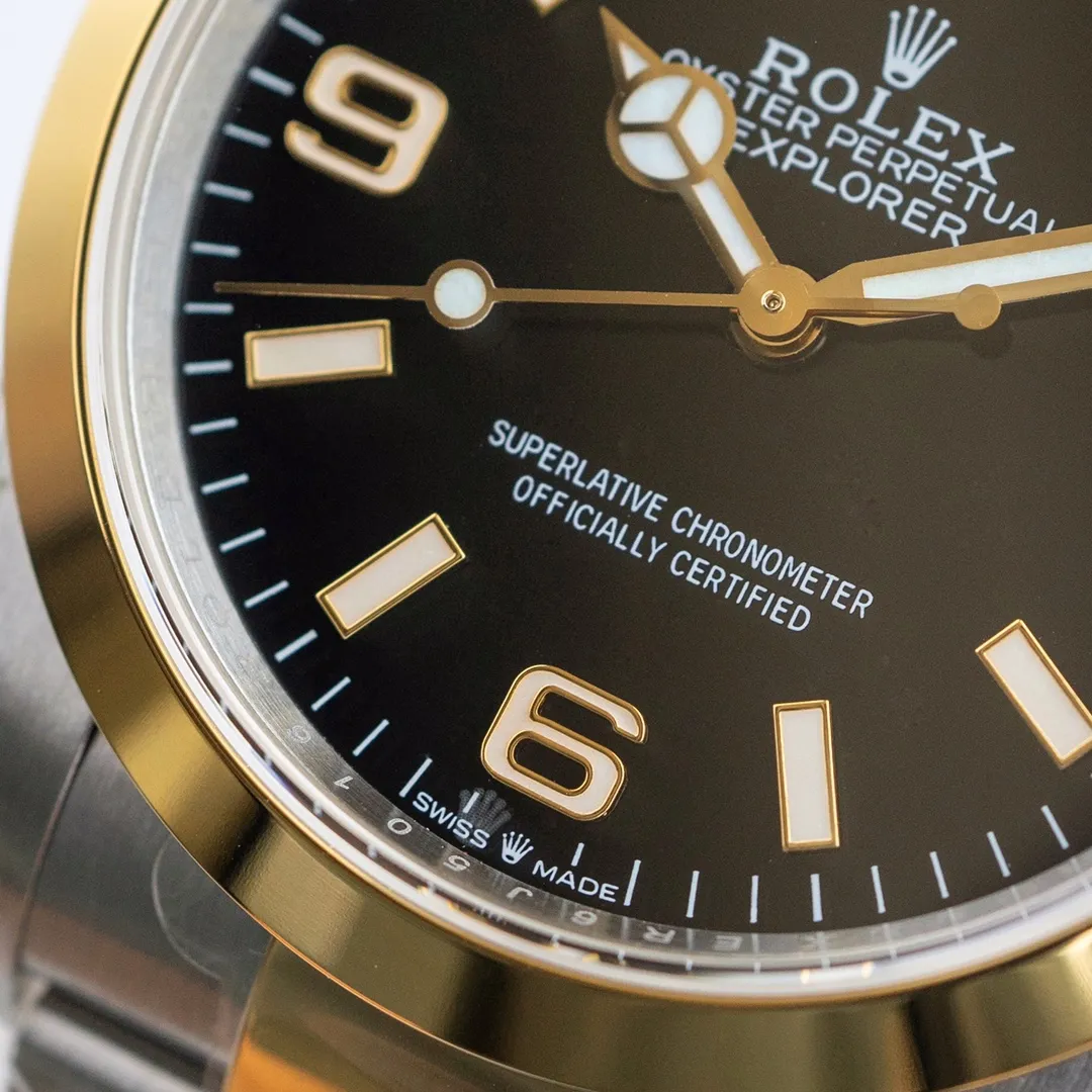 EW’s new Rolex Explorer 36 series 1⃣️Matched with Rolex’s new 3230 movement; 2⃣️Almost the same thickness as the original 11.7mm: table diameter 36mm; 3⃣️Polished nails; top-notch Swiss ice blue luminous, consistent with Rolex’s original luminous; 4⃣️Super 904 steel material; sapphire glass; 5⃣️Top workmanship, each strap fits perfectly with the lugs, giving the wrist the highest comfort; every ultimate detail is the sincerity of the EW factory's ingenious development! !
