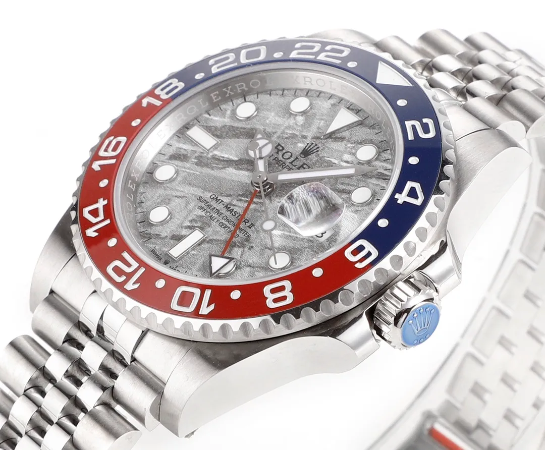 【High-end replica】💰1160! 【Customized all-in-one machine】💰1720! 【Top Replica】💰Private chat! Rolex ROLEX GMT-Master (Coca-Cola) one-piece red and blue ceramic ring, RK5 is the only ceramic ring in the market with a color comparable to the original, shocking the market. The steel is made of authentic imported 904L raw materials, forged and polished, and is equipped with the 3186/3285 all-in-one fully automatic mechanical movement, which is consistent with the original product, and has accurate and stable travel time. Professional testing and inspection, zero repairs! The authentic consistent GMT needle is on the second layer and adjusts the calendar through quick time adjustment, 40mm, 904L steel case bracelet, sapphire mirror, super luminous, two-way ceramic rotating bezel, folding buckle. Please look for the exclusive high-end quality code: NV126688, exclusive Huan logo. Welcome to reprint! (Comes with the same screwdriver as pictured/Same day shipping)