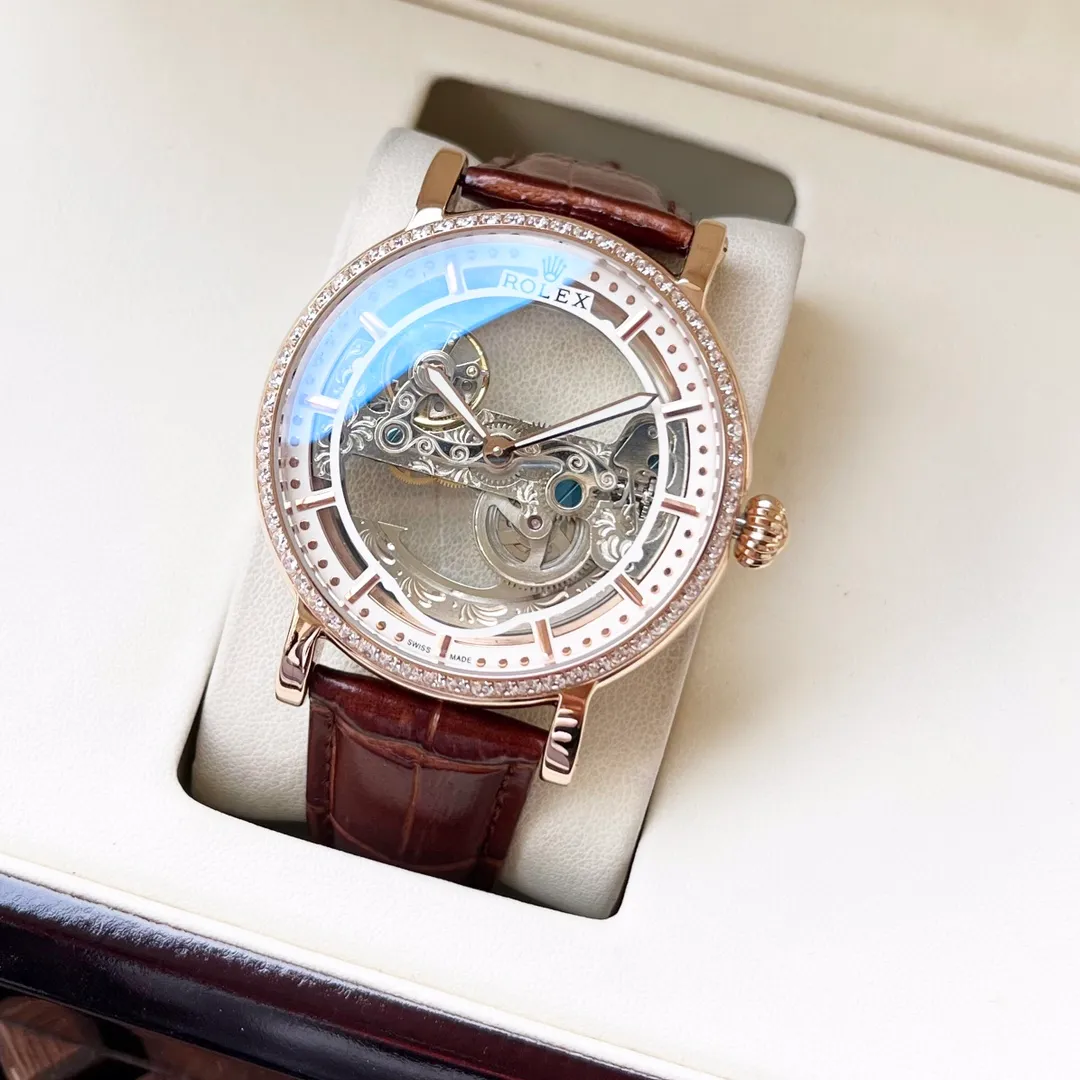 【High-end replica】💰1500! Rolex-ROLEX men's watch equipped with fully automatic hollowed out Swiss 2824 mechanical movement, wear-resistant and scratch-resistant sapphire mirror, 316L stainless steel case, genuine calfskin strap, new hollowed out, business casual, size: diameter 42mm, thickness 12mm