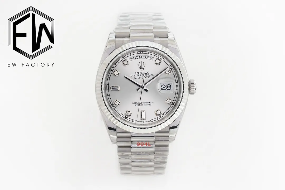 【High-end replica】💰1300! 【Customized all-in-one machine】💰1900! 【Top Replica】💰Private chat! EW Rolex Day-Date 36 Series 1⃣️With 3255 movement, the quality is stable and reliable; 2⃣️The thickness is 12mm consistent with the original: the diameter of the watch is 36mm; [Correction of other versions on the market, the size and thickness of other versions are wrong, fake at first glance] 3⃣️The dial is equipped with 18ct gold, inlaid with diamonds, and square diamonds at 6 and 9 o'clock; 4⃣️ One-piece middle case, screw-in bottom cover and winding crown; 5⃣️Top-grade workmanship, each strap fits perfectly with the lugs, giving the highest comfort to the wrist; Every extreme detail is the sincerity of the EW factory's ingenious development! ! This picture was taken as a top-notch replica!