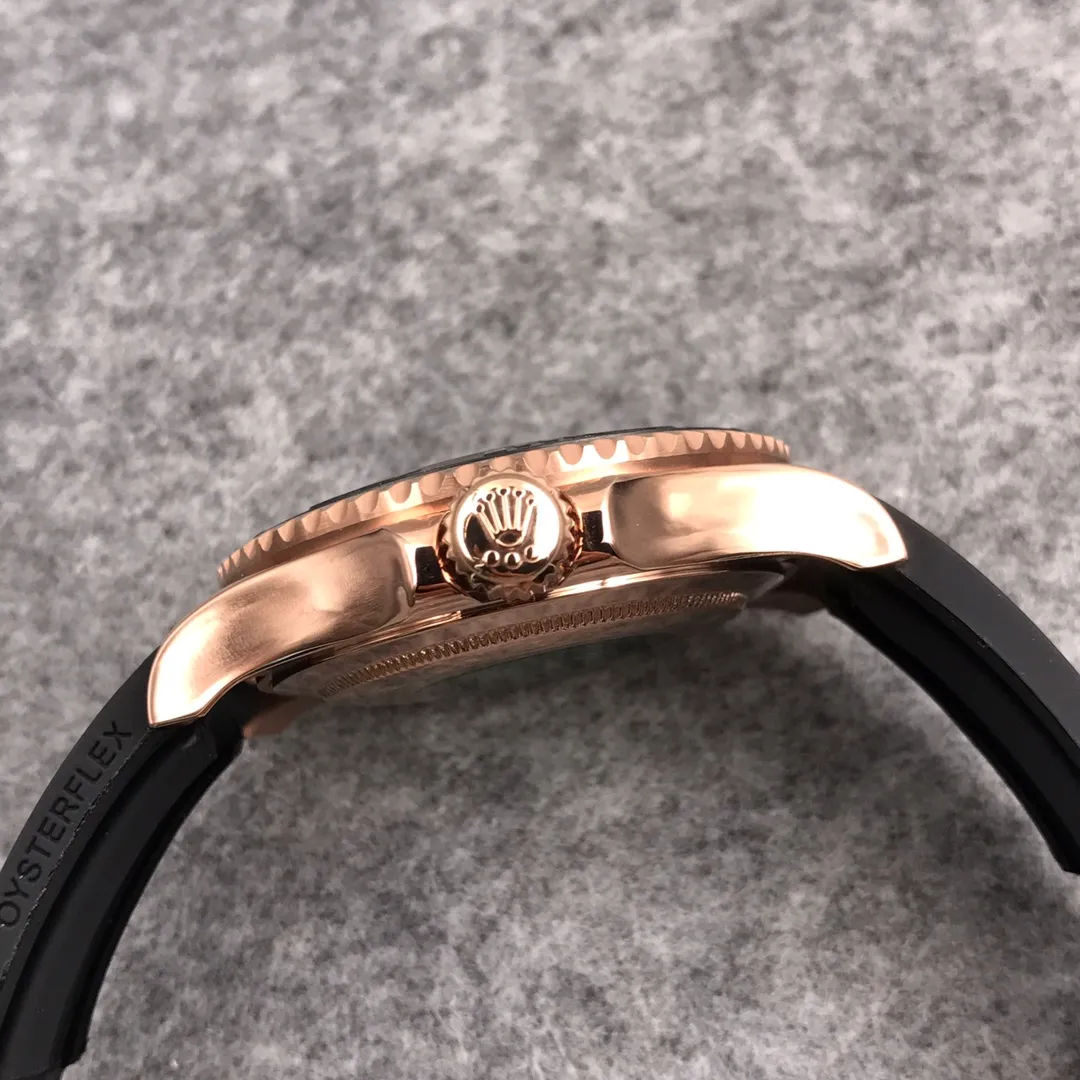 [Foreign trade import] 💰970 Rolex - ROLEX 👑 Style: YM yacht series - mechanical watch Movement: Original imported Citizen 8215 movement Case: 316L stainless steel case Strap: Imported silicone strap/original safety buckle Mirror: sapphire glass💎 Size: diameter 40mm thickness 12mm / diameter 44mm thickness 14 D85!
