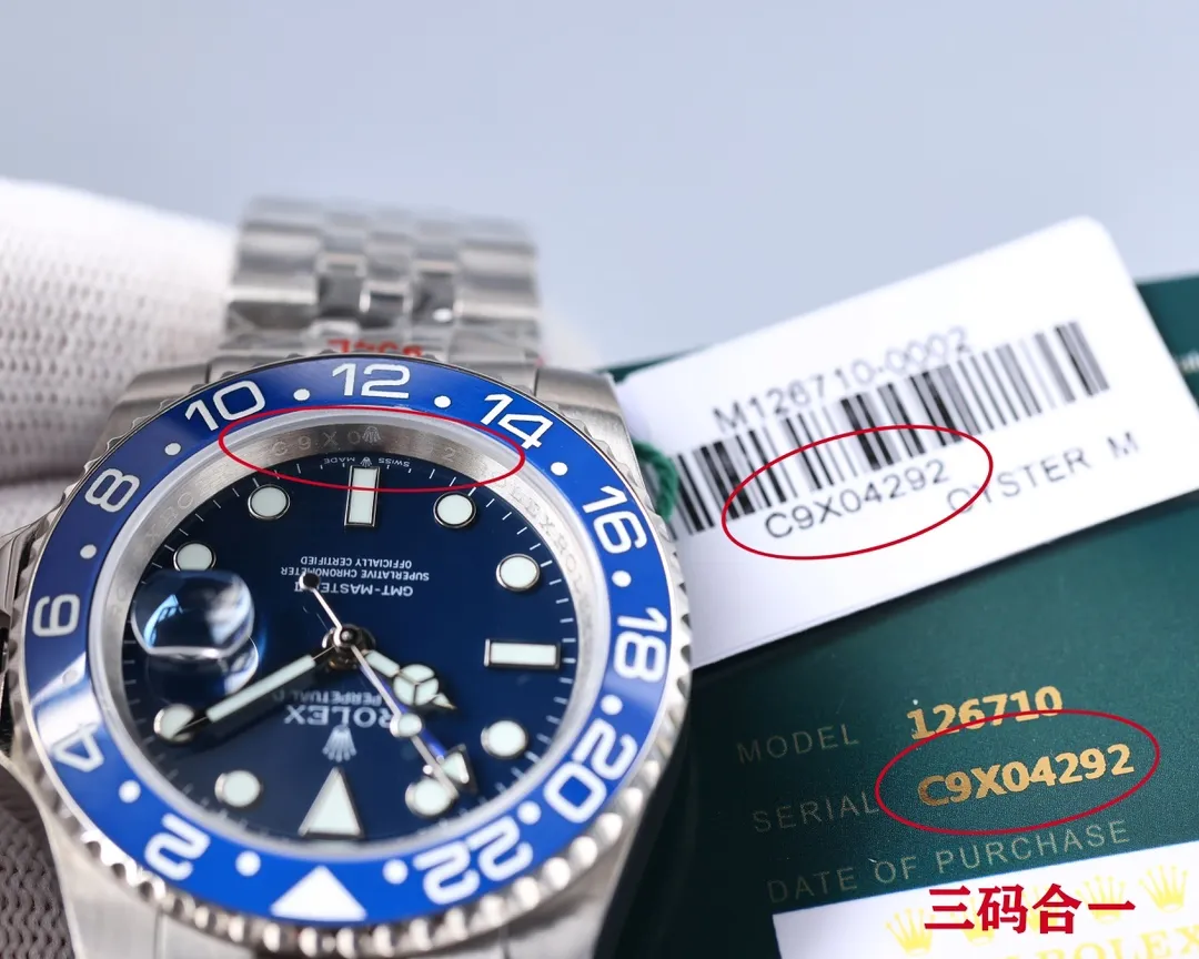 【Foreign Trade Import】💰1720! Rolex Greenwich GMT's new hot model - Blue Circle Rolex's 2021 blockbuster hot model, replicas all the visible appearances of the original, far surpassing the so-called "imitation machines" with the same craftsmanship, giving full play to the quality of the big manufacturer, satisfying all kinds of "B" scenes [Color] [Movement] The first domestic independent pearl movement, the GMT pointer supports the original synchronization and monotonic function, factory movement detection and adjustment, and the appearance details are synchronized with the original genuine product! True to both inside and outside [Strong] [Literal] As always, the high-quality surface of Laojia, super original synchronized luminous color, strong durability, no spots and defects on the scale, continues to lead the market in literal quality of the same level [Ring] Thanks to the care of the top craftsmen in the industry, it is matched with the original color-difference ceramic ring, and the ring scale is delicate and well-proportioned, which can be compared with the big manufacturers. [Accessories] Original and consistent factory accessories, exclusive custom-made three codes in one, that is: the model and number of the watch number, identity card, and barcode label are the same, and there is no duplication [Case] 316 stainless steel case, scratch-resistant sapphire crystal glass mirror, anti-reflective convex magnifying (2.5 digits) calendar window, the magnification is synchronized with the original, reading time and calendar are clear and transparent [strong] 🔥Top quality products continue to be produced🔥