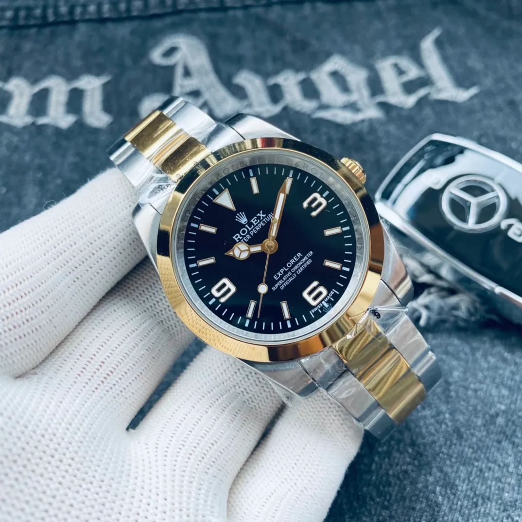【High-end replica】💰1240! Rolex Airmaster Explorer Series 🏍️Introduction: Round guest design 🏍️Dial: Fluorescent digital design trend frontline partner 🏍️Strap: Imported 316 stainless steel case, comfortable and durable 🏍️Movement: Fully automatic imported Citizen 9015 all-in-one machine 🏍️Size: 40mm in diameter, 10mm in thickness KL recommends, compare with the picture above🥤🥤