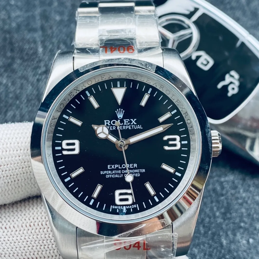 【High-end replica】💰1240! Rolex Airmaster Explorer Series 🏍️Introduction: Round guest design 🏍️Dial: Fluorescent digital design trend frontline partner 🏍️Strap: Imported 316 stainless steel case, comfortable and durable 🏍️Movement: Fully automatic imported Citizen 9015 all-in-one machine 🏍️Size: 40mm in diameter, 10mm in thickness KL recommends, compare with the picture above🥤🥤