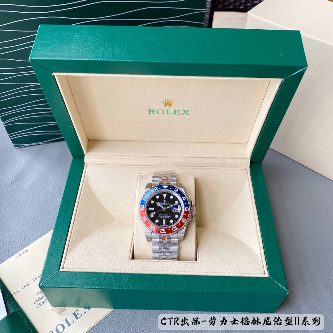【High-end replica】💰1160! 【Customized all-in-one machine】💰1720! Rolex GMT-Master II series GMT-Master GMT single product hot model 🔥Re-engraved all the visible appearances of the original, far surpassing the so-called "imitation machine" with the same craftsmanship, giving full play to the quality of the big manufacturer, meeting all kinds of "B" scenes [Color] [Movement] Imported Citizen 9015 movement, the GMT pointer supports the original synchronization and monotonic function, the factory movement is detected and adjusted, and the appearance details are synchronized with the original genuine product! It is truly both inside and outside [Strong] [Literal] It is equipped with the high-quality surface of CTR factory, super original synchronized luminous color, strong durability, and the scale has no spots and flaws, and continues to lead the market in literal quality of the same level [Ring] It is matched with the original ceramic ring without color difference, and the ring scale is delicate and well-proportioned, which can be compared with the big manufacturers. [Case] 316 stainless steel case, scratch-resistant sapphire crystal glass mirror, anti-reflective convex magnifying (2.5-digit) calendar window, magnification synchronized with the original, clear and transparent reading of time and calendar [strong] 🔥Top product, high quality products constantly🔥