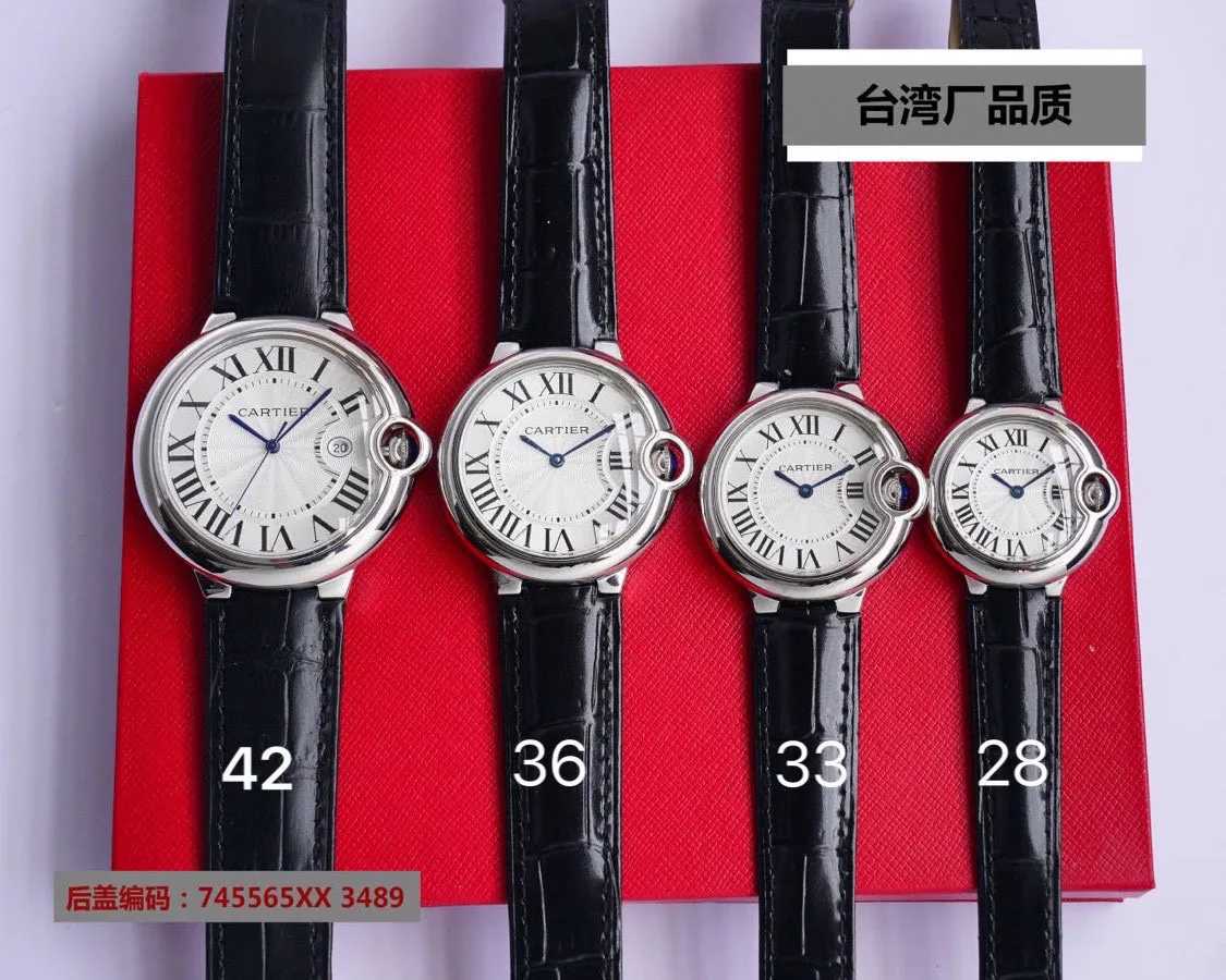 Taiwan factory blue balloon V12 version, 28-42 size combination picture, look for the bottom cover code 745565xx3489), this series of watches is famous for its delicate style and elegant style in the Cartier watchmaking industry. Of course, this watch must have such characteristics. The color of the stainless steel case makes the watch as light as a balloon, and the blue crown seems to have disobediently deviated from the original planned trajectory, like a playful couple. The Roman numerals on the dial look retro and deep, decorated with guilloche patterns and sword-shaped hands. The entire watch gives people a delicate and considerate feel. Isn’t this what couples need? Built-in: Japan's Citizen fully automatic machine, also with Swiss quartz, water drop (fish eye bubble) sapphire glass mirror, highly waterproof, burnt steel blue pointer color, curvature shape of the crown