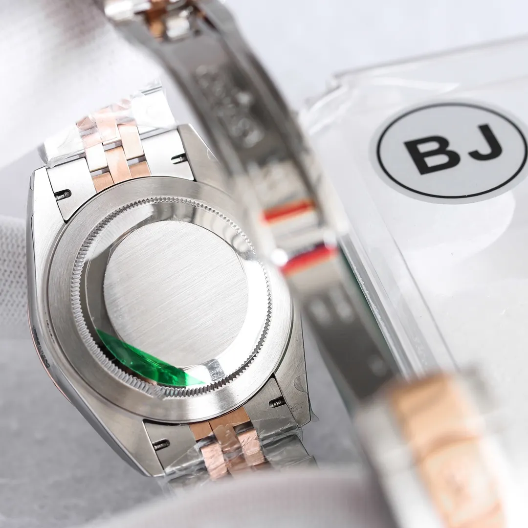 【High-end replica】💰1160! 【Top Replica】💰Private chat! The Rolex Diary series continues to improve the replica effect, and the ROLEX research spirit of continuous improvement in gold, rose, and stainless steel, especially the industry recognition of the five artifacts, has been an upward trend in sales! [Size] Diameter 41mm [Mirror] Scratch-resistant sapphire mirror, anti-reflective convex magnifying calendar window [Case] ​​316L stainless steel, the crown is the same as the counter! [Movement] 3235 automatic mechanical movement, ensuring the stability of the movement! [Watch Strap] Oyster-style three-piece and five-piece watch straps, folding buckle, as easy to buckle as at the counter, and the details of the buckle are also well engraved! This picture was taken as a top-notch replica!