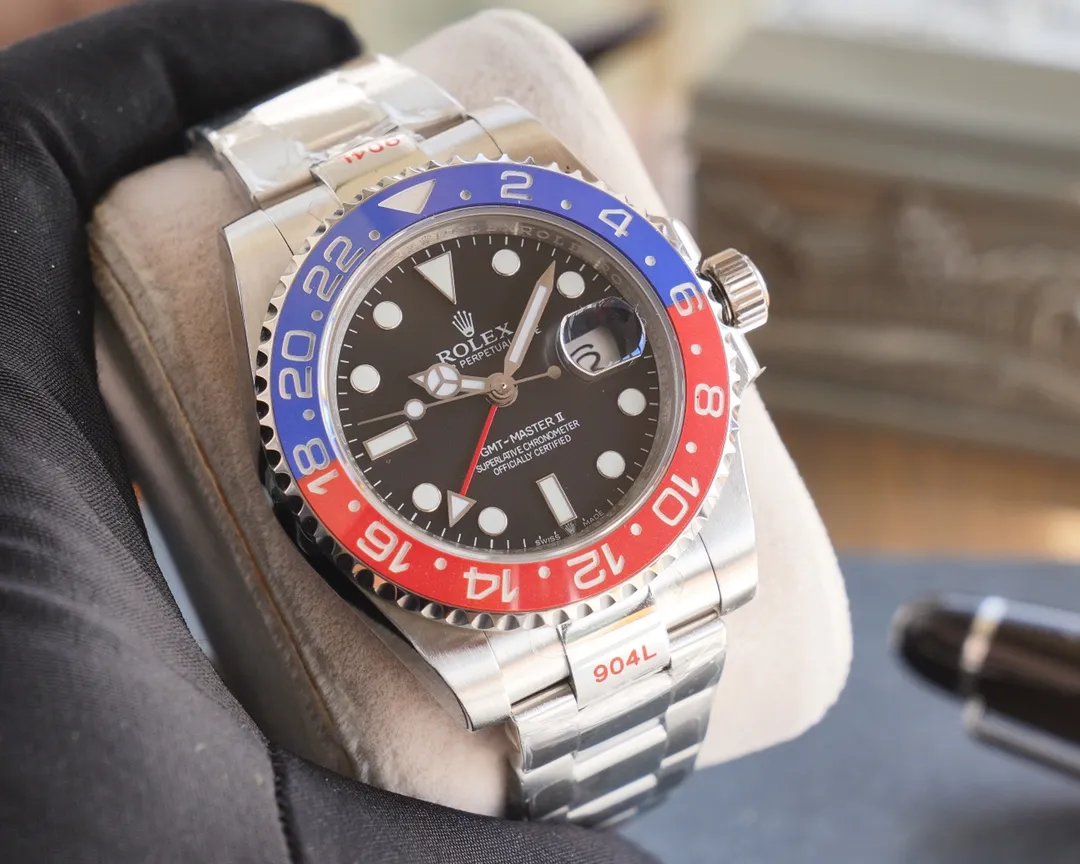 【High-end replica】💰1160! 【Customized all-in-one machine】💰1720! [Top replica] Private chat! ! ! The Rolex Greenwich [GMT-Master II] is one of Rolex's best-selling watches. It is equipped with a real ceramic ring and platinum fonts. The imported 9015 all-in-one mechanical movement has stable and reliable quality. The diameter is 40mm. It is developed one-to-one from the original.