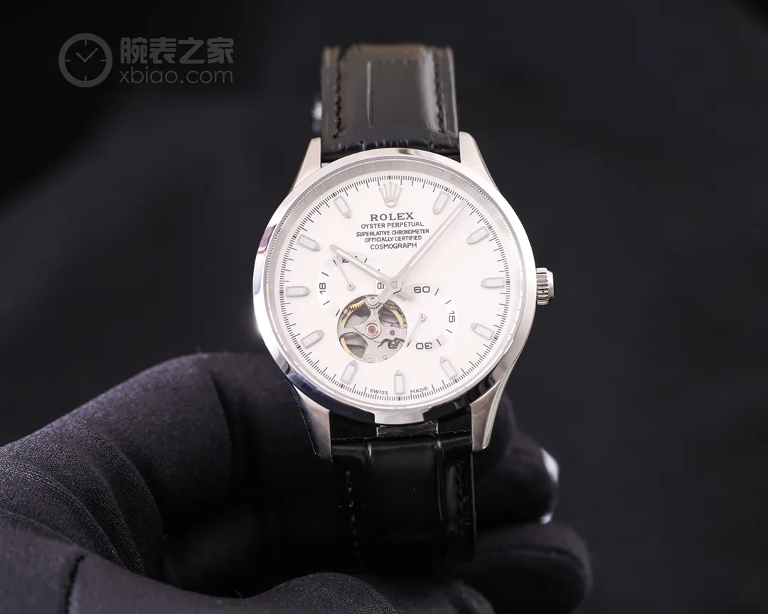 【Foreign trade import】💰2400! Rolex (exquisite, smart work) values ​​quality Type: Exquisite men's watch (more excellent) Best design Strap: Genuine cowhide strap (more durable) Very popular Movement: Japanese mechanical movement (stable) [Citizen Machinery] Material: Mineral super strong mirror (wear-resistant) Real men's smart style Strong three-dimensional sense Special design Return with great reputation Size: 41mm in diameter and 12mm thick Smart launch! Welcome to reprint!