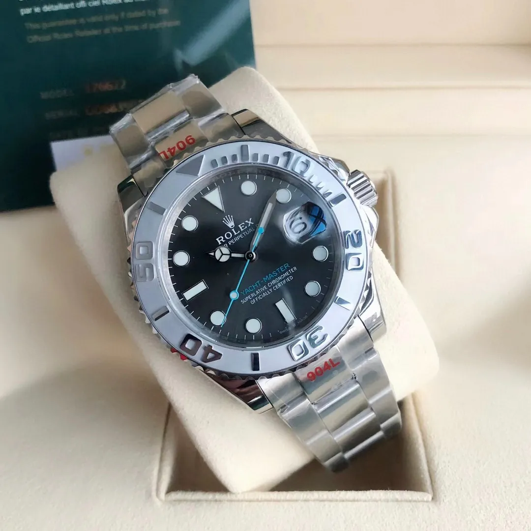 【High-end replica】💰1160! 【Customized all-in-one machine】💰1720! All Rolex Yacht-Master 40mm watches are shipped. On the basis of adhering to the characteristics of the brand, they are simultaneously matched with the original buckle of the stainless steel strap. [Movement] Equipped with a dedicated and manufactured 0️⃣reworked, 💯new original Citizen 9015 all-in-one fully automatic mechanical movement, with accurate travel time and excellent performance. [Case] 316L stainless steel case The original version of the ceramic ring rotates in both directions simultaneously, perfectly presenting the same curvature and luster as the original version. The ultra-strong high-density mineral glass mirror and exquisite workmanship perfectly inherit the original diving and swimming 🏊‍♀️Performance [Literal] The scale is clear, the luminous light is super long-lasting, the details are synchronized and authentic, the inner shadow ring is clear and the font is well-proportioned [Strap] 316L stainless steel adjustable buckle with imported high-quality rubber strap, comfortable and durable to wear ⚠️Please look for the exclusive quality