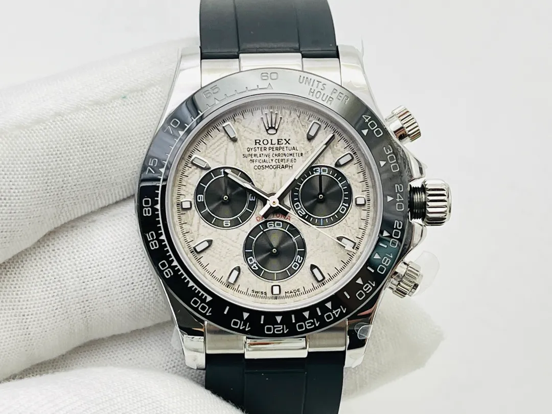 【High-end replica】💰1160! 【Top Replica】💰Private chat! Rolex Daytona 116500LN series Daytona hot model series! Continuing the classic masterpiece started in 1963, details: 1⃣️[Movement] Equipped with Daytona's special 7750 self-winding mechanical movement, the thickness is consistent with the original product, and the timing function is perfectly realized! 2⃣️[Material] Made of 904L stainless steel that is consistent with the original, the watch strap is exquisite and perfect in workmanship! 3⃣️[Ring] The same wear-resistant ceramic bezel as the genuine product, Cerachrom ceramic solid outer ring with speed scale! 4⃣️[Lens] Scratch-resistant sapphire crystal glass mirror with excellent transparency! 5⃣️【Buckle】Oyster insurance discount with 5mm easy-adjustable link extension system! Produced by DR Factory, it must be a high-quality product. Welcome for your tasting! (Comes with a set of special watch disassembly tools + special watch storage leather case)