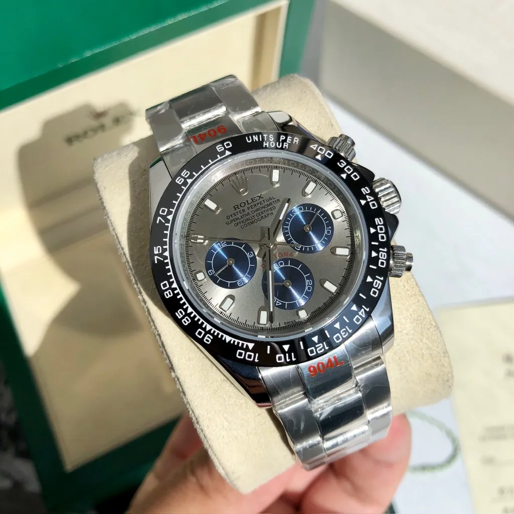 【High-end replica】💰1160! Customized all-in-one machine 💰1720! Rolex Daytona Series [Diameter] 40mm [Movement] Equipped with imported fully automatic mechanical movement [Ring] Imported finely polished ring/ceramic ring [Mirror] Scratch-resistant sapphire glass mirror [Material] Imported 316L stainless steel case [Strap] Stainless steel three-bead strap/high-quality tape [Buckle] Original buckle Super high quality, more beautiful in kind, market exclusive! Classic men's casual watch, the standard accessory for successful men, allowing you to wear it once and for all!