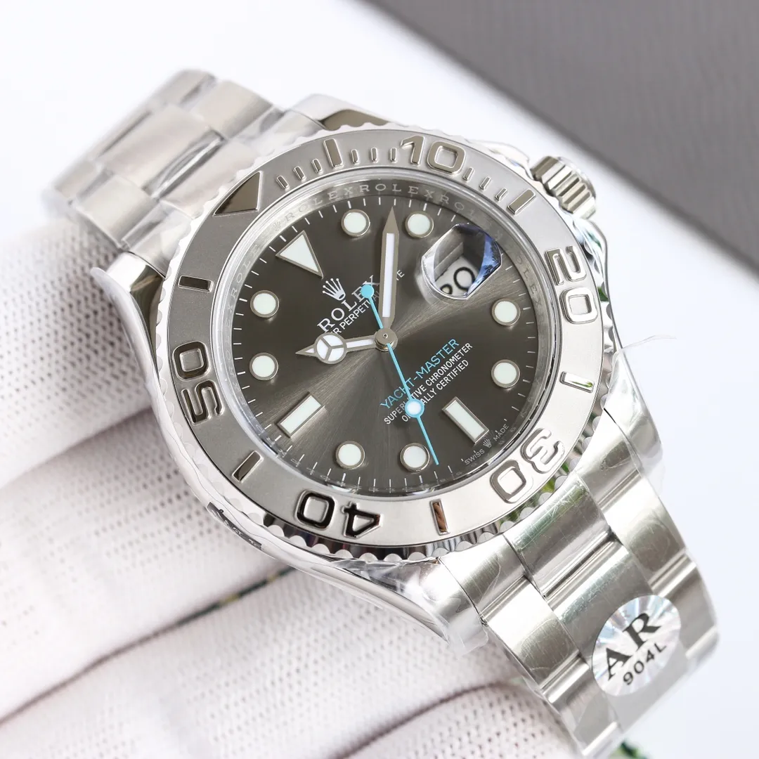 【Top replica】💰4500! Rolex Yacht-Master super imported 904L yacht series! 40 mm in diameter! Detailed features: 1⃣️The strap and case are both cast from imported 904 steel (every detail of grinding and polishing is very delicate) and feels full in the hand. 2⃣️The AR ring is stamped in line with the original product (making the ring and edge seamless and flat) 3⃣️The color and radial pattern of the text are basically the same as the original product [Fist][Fist] 4⃣️Equipped with stable ETA2836 and ETA3135 movement machinery! 5⃣️The tape version is synchronized with the original upgraded buckle and can be adjusted. The strongest replica YM-yacht series! [Produced by AR, it must be a high-quality product] Welcome your tasting!