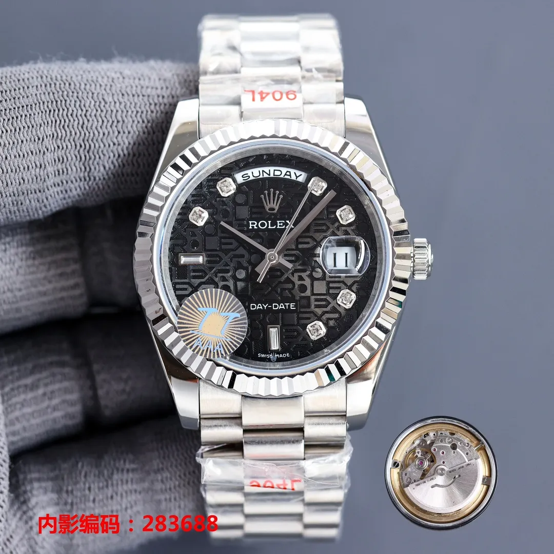 【Top replica】💰1920! New Rolex three-in-one exclusive customization: hangtag, card, barcode number consistent 🔥Matched with new Citizen 9015 movement 🔥Dual-calendar weekday date series ⚠️Built-in solid steel inner cover Citizen unified standard double-headed watch strap ⚠️ (check for exclusive details) The most cost-effective "high version" Workmanship upgrade: 1⃣️ Using 316L finely cultivated case "Fitness" original grade (waterproof to a depth of 200 meters) 2⃣️ The link between the strap and the case reaches the highest standard in the industry "flush docking" (different from the ordinary version, uneven and scratchy) 3⃣️ Noise reduction, shock-absorbing inner cover 4⃣️ Full watch original protective film Configuration parameters: Brand: Rolex (new face) Series: Day-date series m228239-0033 Movement: Imported from Japan One hundred percent new machine (model 9015) is designed to have a service life of 10 years. (Exclusive steel inner cover movement) Quality control: Every watch product is strictly inspected by Tt factory and shipped after proofreading (buy with confidence) Case material: 316L fine steel CNC engraving Ultra-precision Waterproof depth 200 meters (matching counter) Lettering: Tt factory uses it for the first time Original three-dimensional "drill" nail lettering ⚠️⚠️Figure 5⃣️ is the exclusive built-in details of Tt factory Exclusive packaging bag Please pay attention to the details ⚠️⚠️ Table diameter: 41MM Thickness 11MM Product grade: Super A Glass: wear-resistant sapphire crystal mirror, coated with multiple layers of anti-reflective coating Steel buckle: double folding safety clasp and push-type opening device (consistent with genuine products) Strap: genuine 316L steel after cutting process, polished parts and then hand-assembled, 360 degrees, no dead angle, 0 scratches, no scratches. The real thing is exquisite, heavy, sturdy and durable. The real thing is absolutely amazing when you get it. (The protective film is consistent with the original) Every watch⌚️ is shipped with unified packaging from Tt factory. Please ensure exclusive quality📷📷