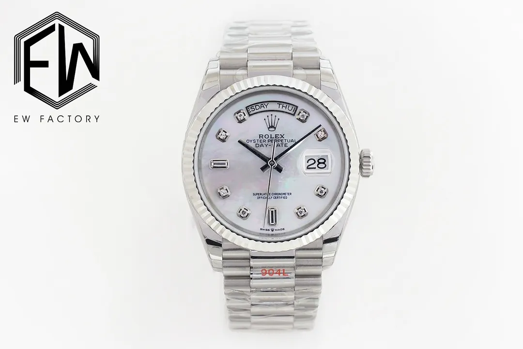 【High-end replica】💰1300! 【Customized all-in-one machine】💰1900! 【Top Replica】💰Private chat! EW Rolex Day-Date 36 Series 1⃣️With 3255 movement, the quality is stable and reliable; 2⃣️The thickness is 12mm consistent with the original: the diameter of the watch is 36mm; [Correction of other versions on the market, the size and thickness of other versions are wrong, fake at first glance] 3⃣️The dial is equipped with 18ct gold, inlaid with diamonds, and square diamonds at 6 and 9 o'clock; 4⃣️ One-piece middle case, screw-in bottom cover and winding crown; 5⃣️Top-grade workmanship, each strap fits perfectly with the lugs, giving the highest comfort to the wrist; Every extreme detail is the sincerity of the EW factory's ingenious development! ! This picture was taken as a top-notch replica!