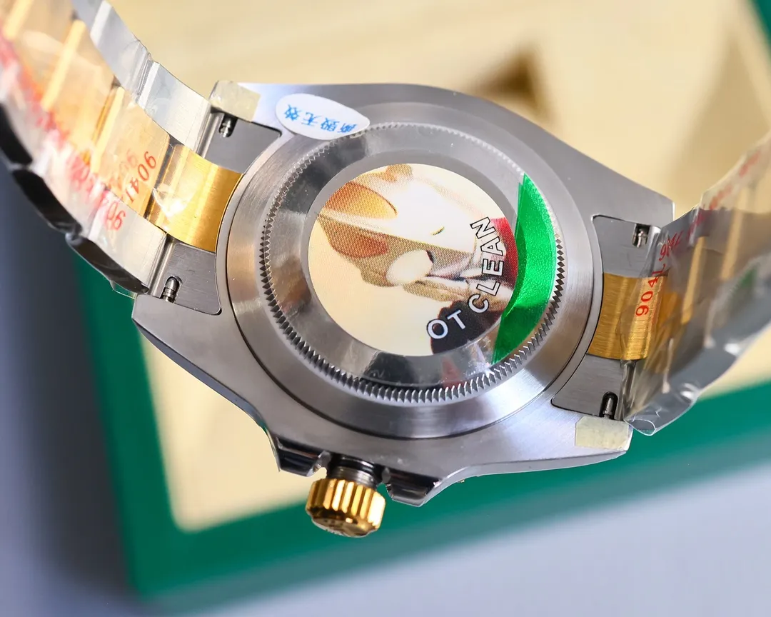 【High-end replica】💰1160! Customized all-in-one machine 💰1720! Top replica 💰Private chat! The 6-digit Rolex Submariner comes with a crown, which is more upscale. The real size of 41mm is consistent with the original, the 4-corner lugs are smaller, and the strap buckle is wider! The real diameter is 41mm, the crown logo is added in the middle of the word SWISS MADE at 6 o'clock on the dial, and the ceramic ring is made of platinum scales that are not easy to fade! The perfect version of the C-circle Green Water Ghost is worth owning, and the shop owner strongly recommends it! The quantity of this batch is limited, so order quickly and act coolly! Assembled with the high-end version of the substitute grade C ring on the market, the entire ceramic ring is completely reborn and fired according to a new formula and temperature. The color is no different from the original to the naked eye, completely beating the ordinary version on the market. Clone the original Cal.3235 one-piece movement, reversibly adjustable movement, the same as the original version, the key points are as follows 1: The whole series is equipped with a real-life Clean factory green ceramic ring, a comprehensive analysis of the composition of the original Cerachrom ceramic outer ring, the technology of using silicon dioxide to wrap nano-alloy coloring and agent ceramic coloring, and through experiments at different temperatures, it was finally determined to be fired at around 1200 degrees Celsius. The factory’s many years of manufacturing experience and the hard work of many engineers finally presented everyone with a palace-level green circle. It is difficult for professionals to distinguish the authenticity with the naked eye, completely crushing all current versions on the market. The ring mouth is more than 95% the same as the original one, so it can be said that there is no difference. When comparing two original Green Ghosts together, there is a color difference. In addition, the ring mouth scale does not turn black. The scale on the ring mouth uses physical vapor deposition technology. Platinum powder is coated on the font at high temperature to make the color of the font durable. It will not fade or turn black when exposed to water or oil! 2: Change the 4 beads inside the ring to the same round beads as the original ones, and the ring mouth will make a crisp sound. 3: Imported sapphire glass is highly transparent and wear-resistant. The most important thing is that the height of the glass is the same as the original one, several C higher than the ceramic ring. To the naked eye, it seems to be in a horizontal line with the ceramic ring! 4: There is a gap between the watch mirror and the ceramic ring, which is exactly the same as the original one, no difference! 5: The luminous stone on the round nails of the literal scale is full but not overflowing. It glows with ice blue luminous light in a dark environment. The edge of the scale is polished and smooth as the original one. The literal font printing correction is consistent with the original one! 6: The hands are the same as the original solid central axis, no longer a fake hollow axis! 7: The size and thickness of the watch case are consistent with the original! The quantity is limited, so be quick when placing your order! Real shots taken outdoors, no photoshopped pictures, the real thing has a better texture! Focus is an attitude. Please look for the unique packaging and unique number of Factory C. XN778659, the latest code is correctly coded, matched with 3235 all-in-one machine, counterclockwise adjustment, calendar callback, quality assurance. 🔥D1 continues to produce excellent products🔥