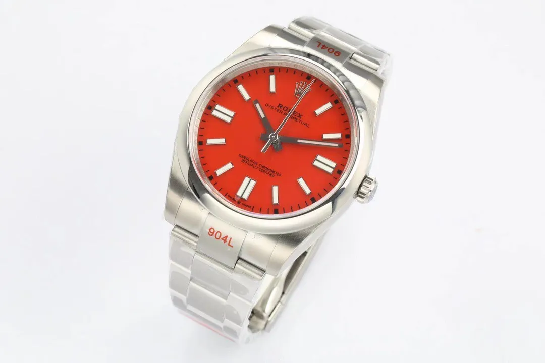 【High-end replica】💰1240! 【Customized all-in-one machine】💰1720! Rolex Oyster Perpetual 41mm men’s brand new upgrade! The colors are complete, and the official website has matching colors❤️! It is equipped with a brand new imported 9015 all-in-one mechanical movement, which has stable running time. The mirror is made of double-layer sapphire mirror, which is more wear-resistant and scratch-resistant. It is waterproof to a depth of 100 meters and can swim🏊. Buy with confidence! 😘