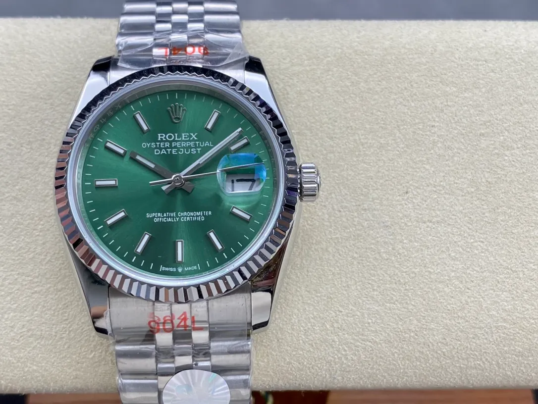 【High-end replica】💰1160! Rolex Single Calendar Datejust Series 36mm [Diameter] 36mm [Movement] Equipped with imported fully automatic mechanical movement [Ring] Rolex RingCommand triangular pit pattern / aperture [Mirror] Scratch-resistant sapphire glass mirror [Material] Imported 316L stainless steel case [Strap] Stainless steel (Oystersteel) optional three-bead/five-bead chain strap [Buckle] Original buckle Super high quality, more beautiful in kind, market exclusive! Classic casual watch, the standard equipment for successful people, allowing you to achieve success once and for all!