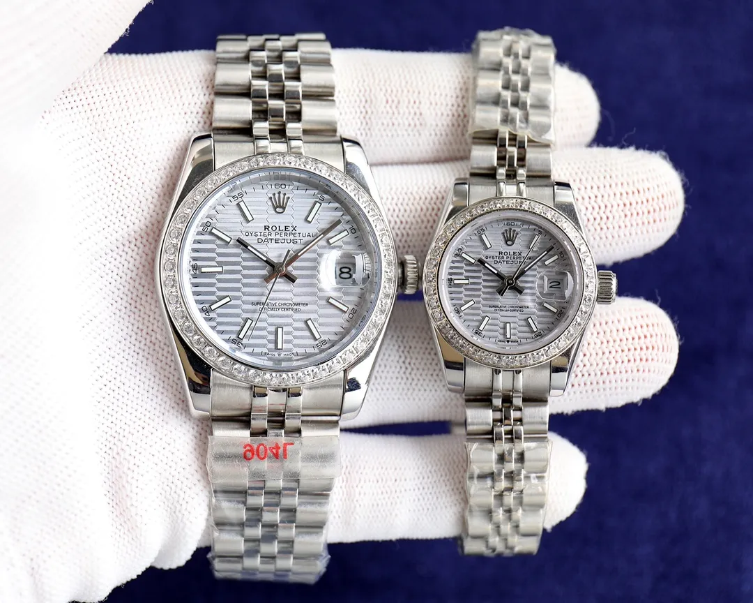 [Customized all-in-one machine]💰Male 920! [Customized all-in-one machine] 💰Female 980! Rolex Datejust series, a watch for couples👫, Swiss quality 100% super waterproof luminous sapphire glass back design, equipped with imported 9015 all-in-one fully automatic movement, female 6T51 movement, diameter 36mmx10.5mm. Female 28mm, creating a market-friendly price! Welcome to forward and order! [Love][Fist][Fist][Shake hands][Handshake] Big factory quality! Welcome to reprint!