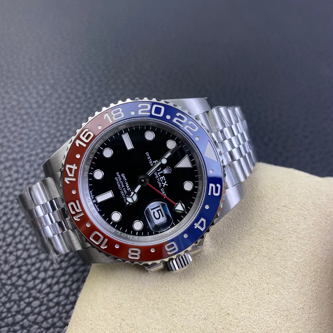 【High-end replica】💰1160! 【Customized all-in-one machine】💰1720! [Top replica] Private chat! ! ! The Rolex Greenwich [GMT-Master II] is one of Rolex's best-selling watches. It is equipped with a ceramic ring and platinum fonts. The Swiss 3285 mechanical movement has stable and reliable quality. The diameter is 40mm. It is developed one-to-one from the original.