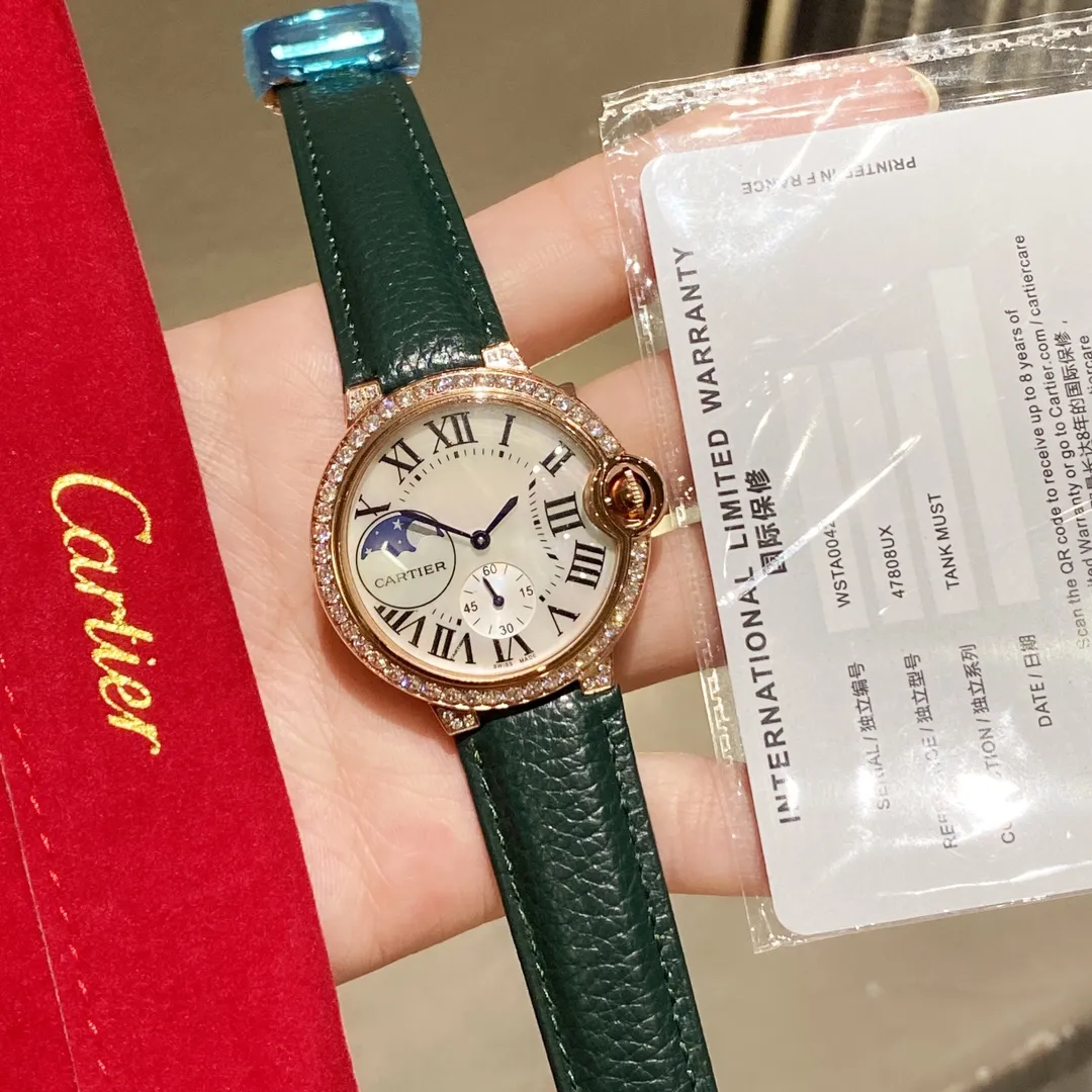 【Foreign trade import】💰960! Cartier women's blue balloon luxury series, quartz watches are shipped in the same color [color], the sun, moon and stars are displayed in a large frame, the starry sky is running, time flows, special cutting diamonds 💎 inlaid ring, personality, perfect, equipped with original imported quartz movement, precise travel time, Cartier original snap buckle, diameter 36mm, thickness 8mm "Please pay attention to the exclusive background for detailed shooting"