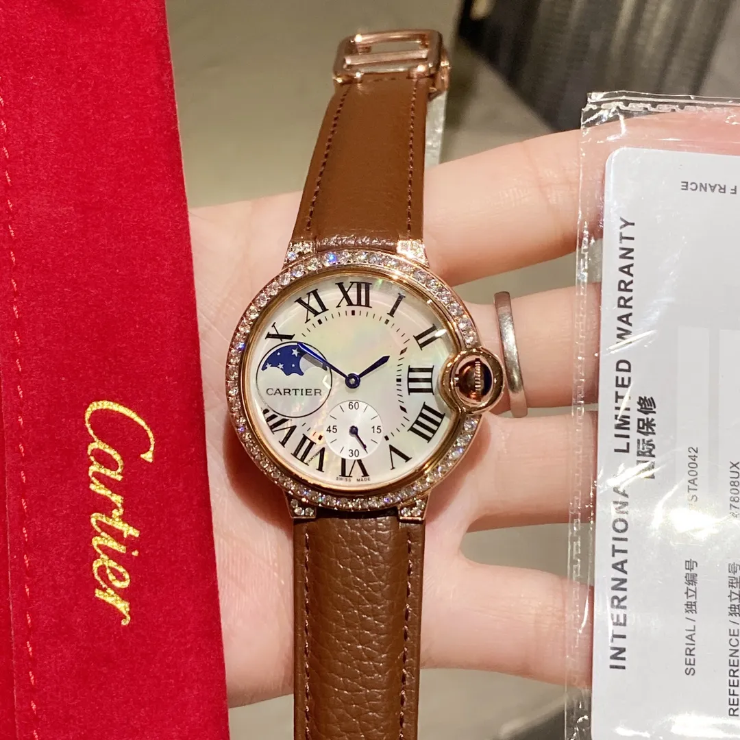 【Foreign trade import】💰960! Cartier women's blue balloon luxury series, quartz watches are shipped in the same color [color], the sun, moon and stars are displayed in a large frame, the starry sky is running, time flows, special cutting diamonds 💎 inlaid ring, personality, perfect, equipped with original imported quartz movement, precise travel time, Cartier original snap buckle, diameter 36mm, thickness 8mm "Please pay attention to the exclusive background for detailed shooting"