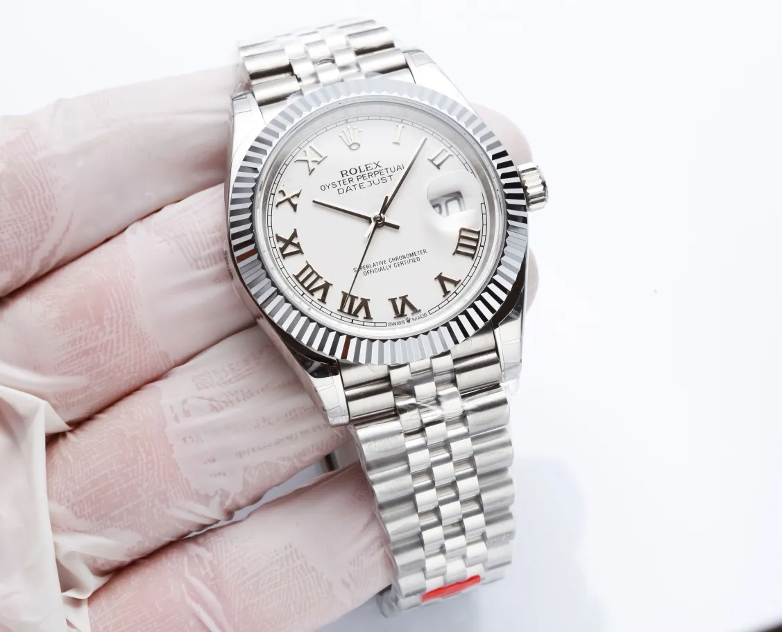 【High-end replica】💰1240! 【Top replica】💰3300! Rolex Datejust 41 series ① Exclusively customized Swiss 2836 movement, stable and reliable quality; ② Case: The size and thickness are consistent with the original, 904 steel ③ Lettering: polished nails, top Swiss ice blue luminous, fine shading, color matching; ④ Glass: sapphire glass with 2.5x magnifying glass effect, the glass is transparent; ⑤ Strap: restored one to one, the strap can be interchanged with the original; Produced by a large factory, it must be a high-quality product. Model: m126333-m123331-126334